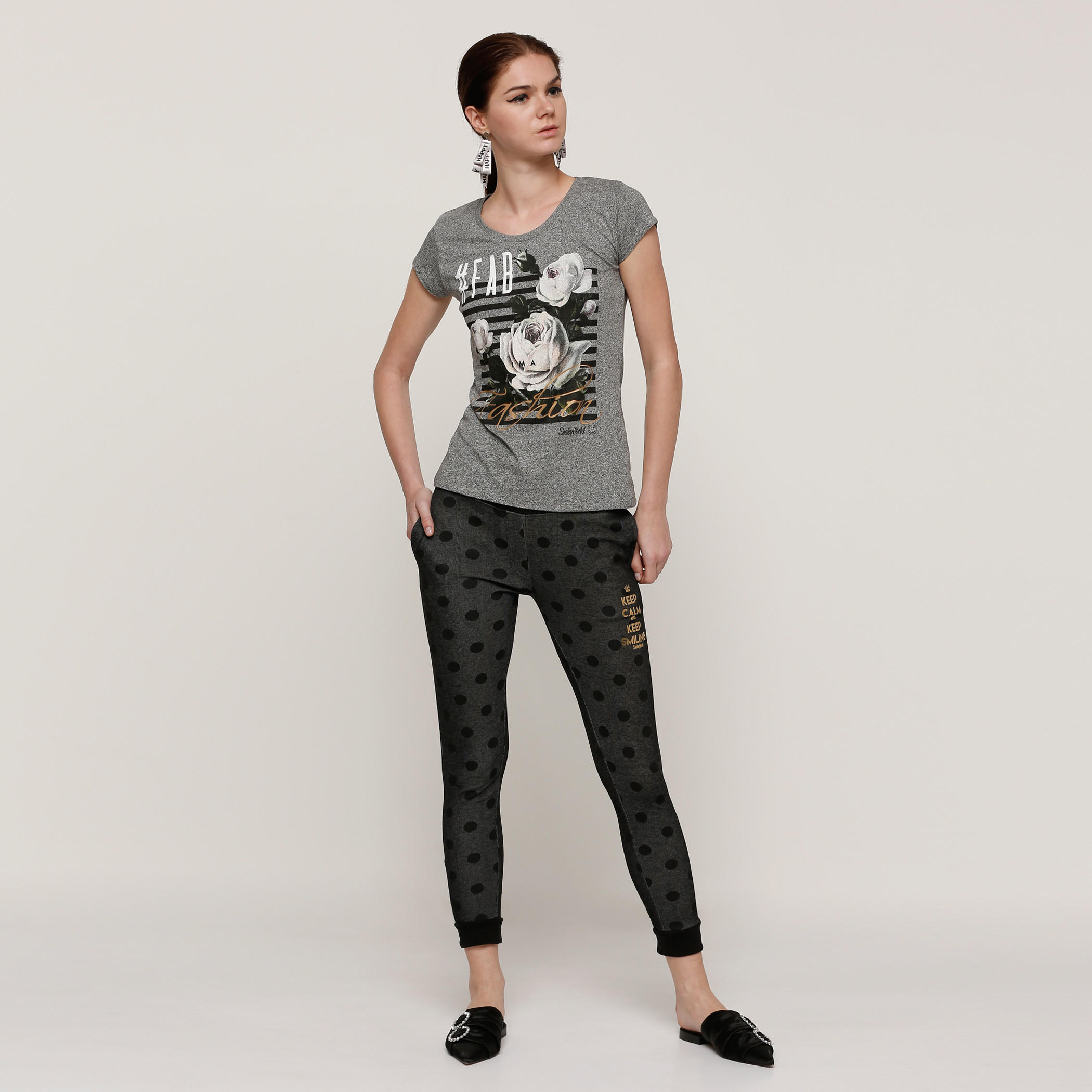 بنطال رياضي طويل بجيوب وطبعات سمايلي وورلد-women-clothing-bottoms-joggers-image-5