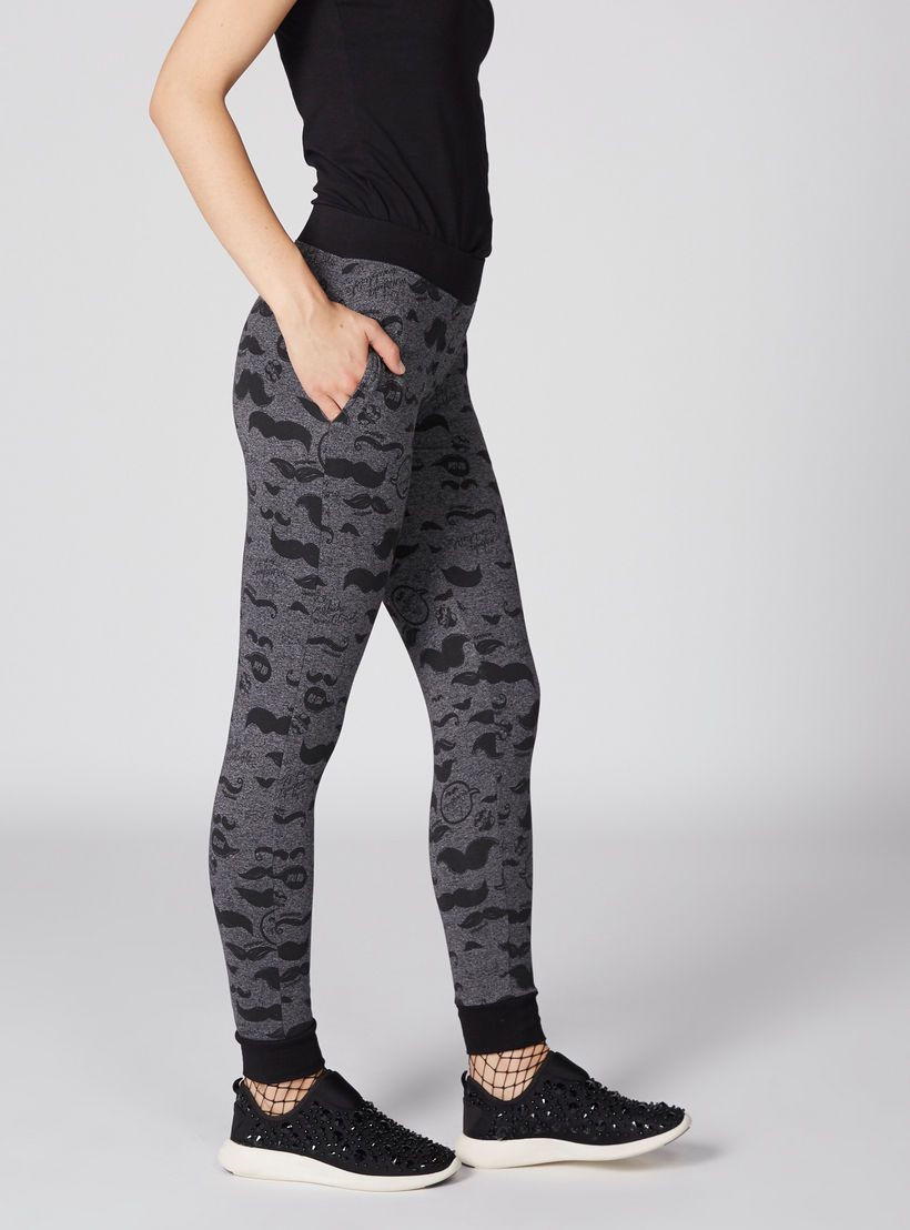 بنطال رياضي بخصر مطّاطي وطبعات سمايلي وورلد-women-clothing-bottoms-joggers-image-3