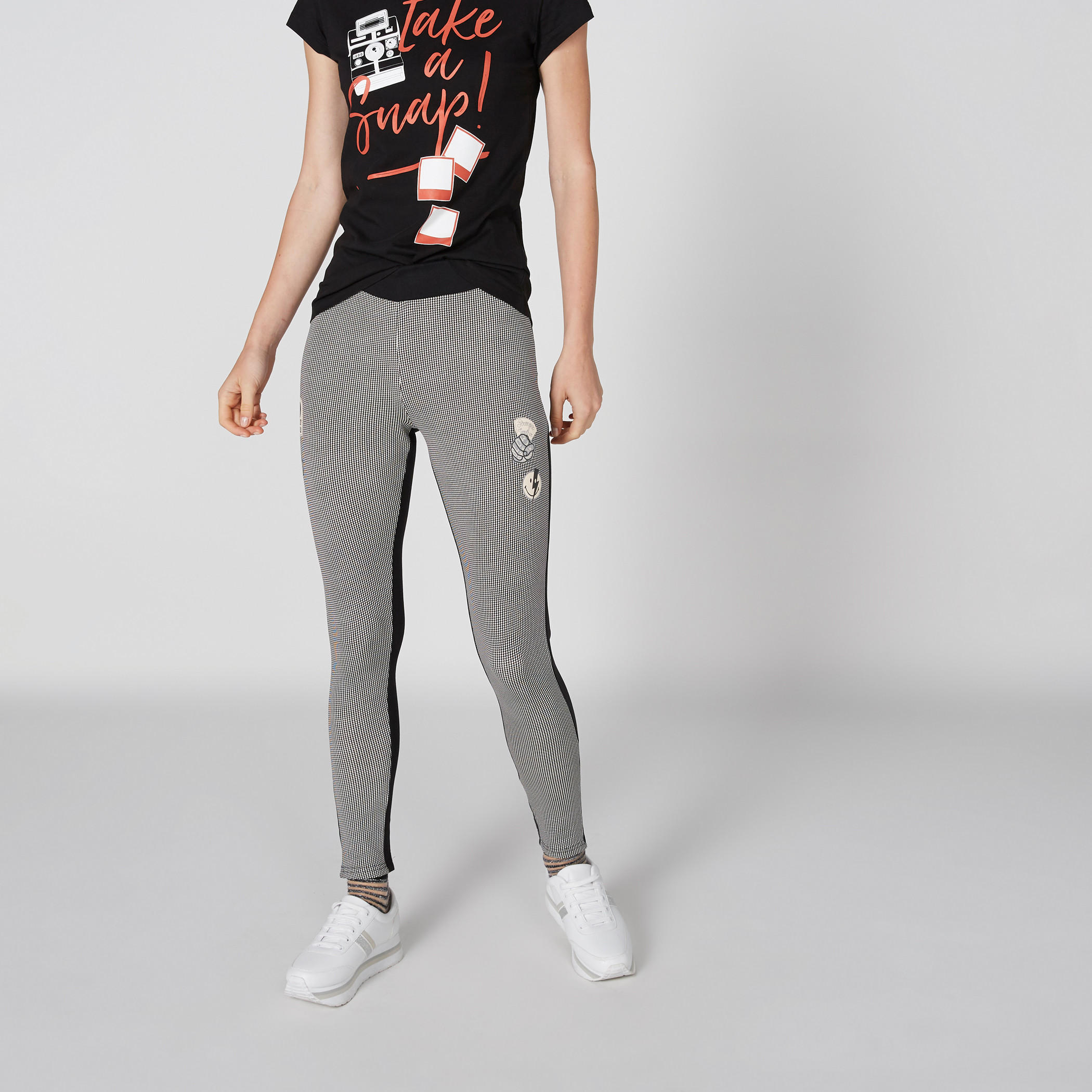 بنطال كاروهات طويل بخصر مطاطي من سمايلي وورلد-women-clothing-bottoms-leggings-image-2