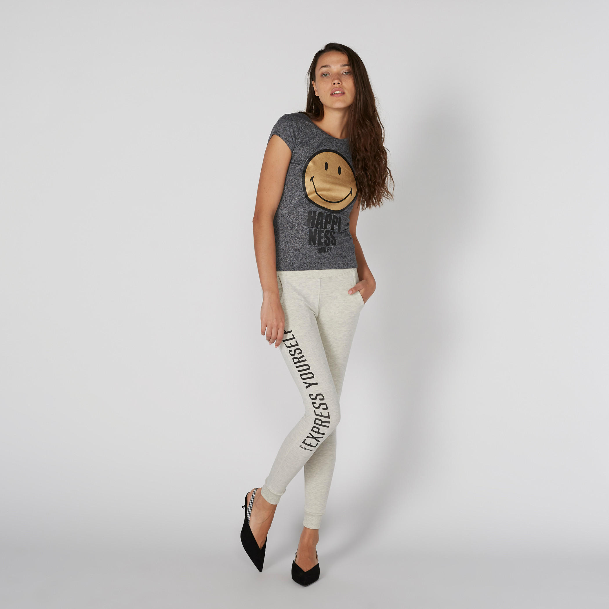 بنطال رياضي ميلانج بطبعات سمايلي وورلد-women-clothing-bottoms-joggers-image-1