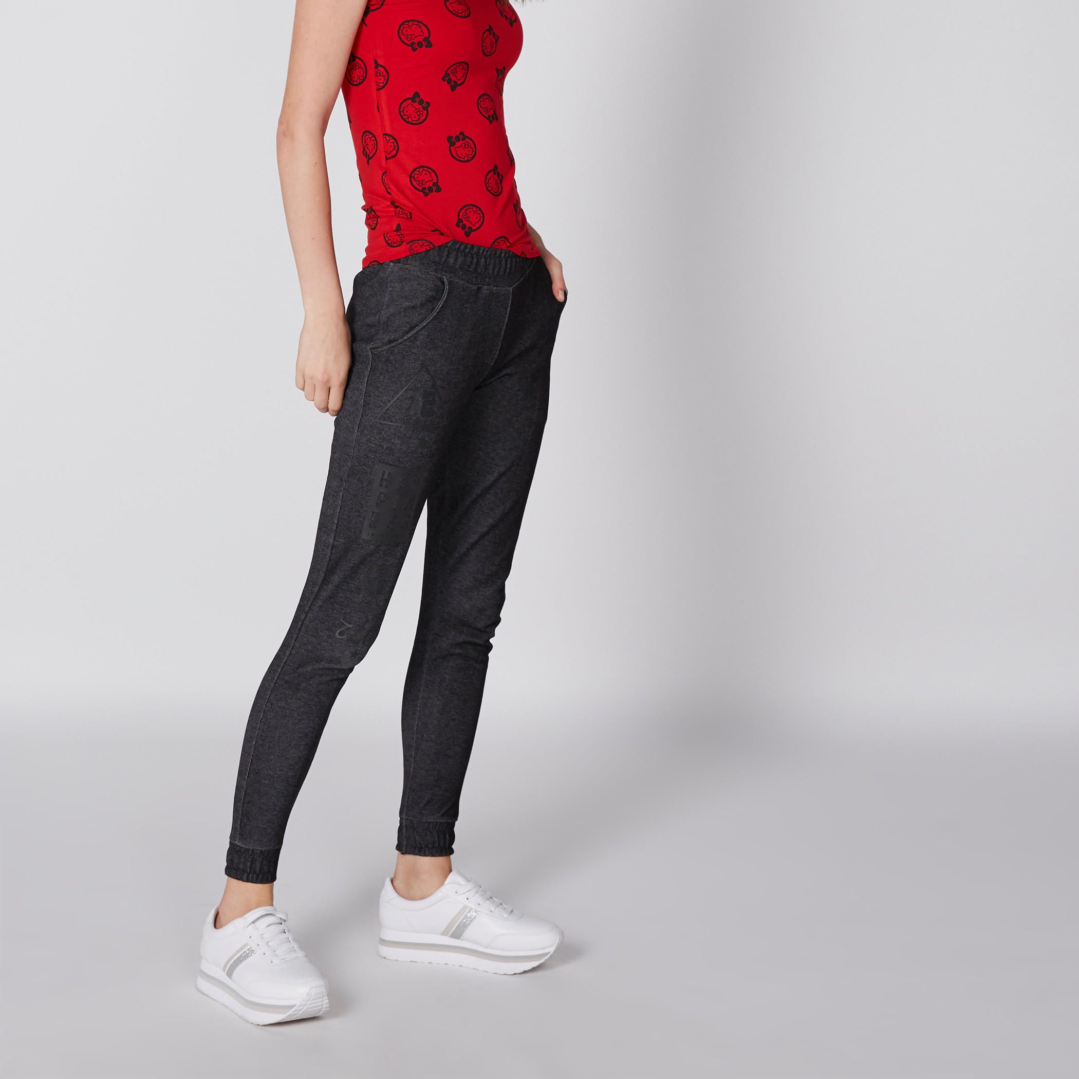 بنطال ليقنز طويل بخصر مطّاطي وطبعات سمايلي وورلد-women-clothing-bottoms-leggings-image-4