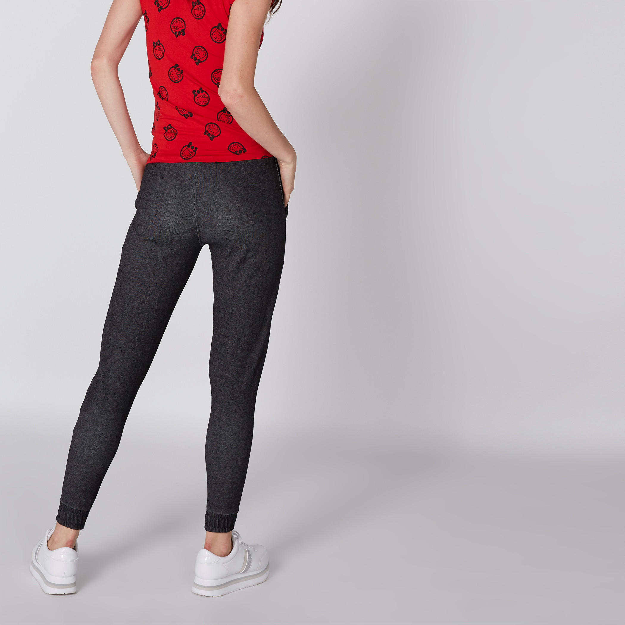 بنطال ليقنز طويل بخصر مطّاطي وطبعات سمايلي وورلد-women-clothing-bottoms-leggings-image-5