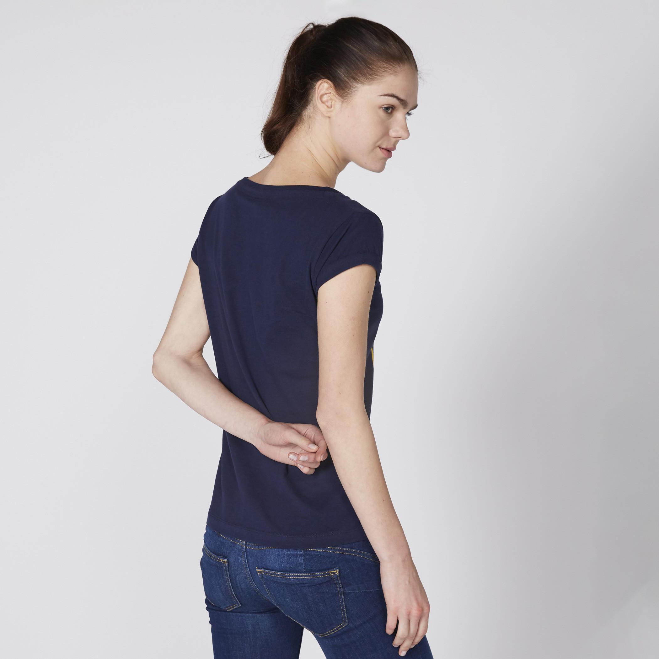تيشيرت بياقة مستديرة وأكمام كاب وطبعات سمايلي وورلد-women-clothing-tshirts-image-3