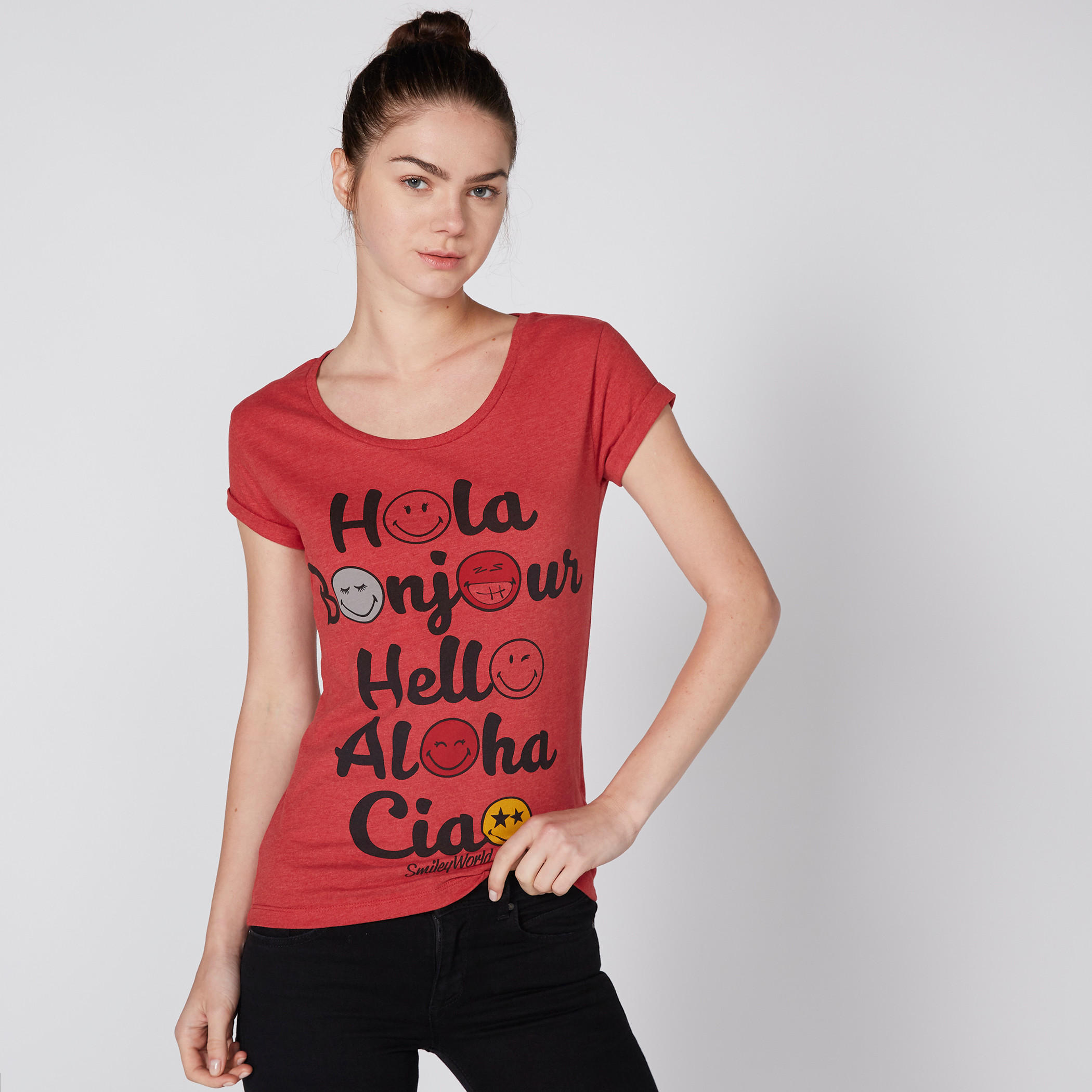 تيشيرت بياقة مستديرة وأكمام كاب وطبعات سمايلي وورلد-women-clothing-tshirts-image-1