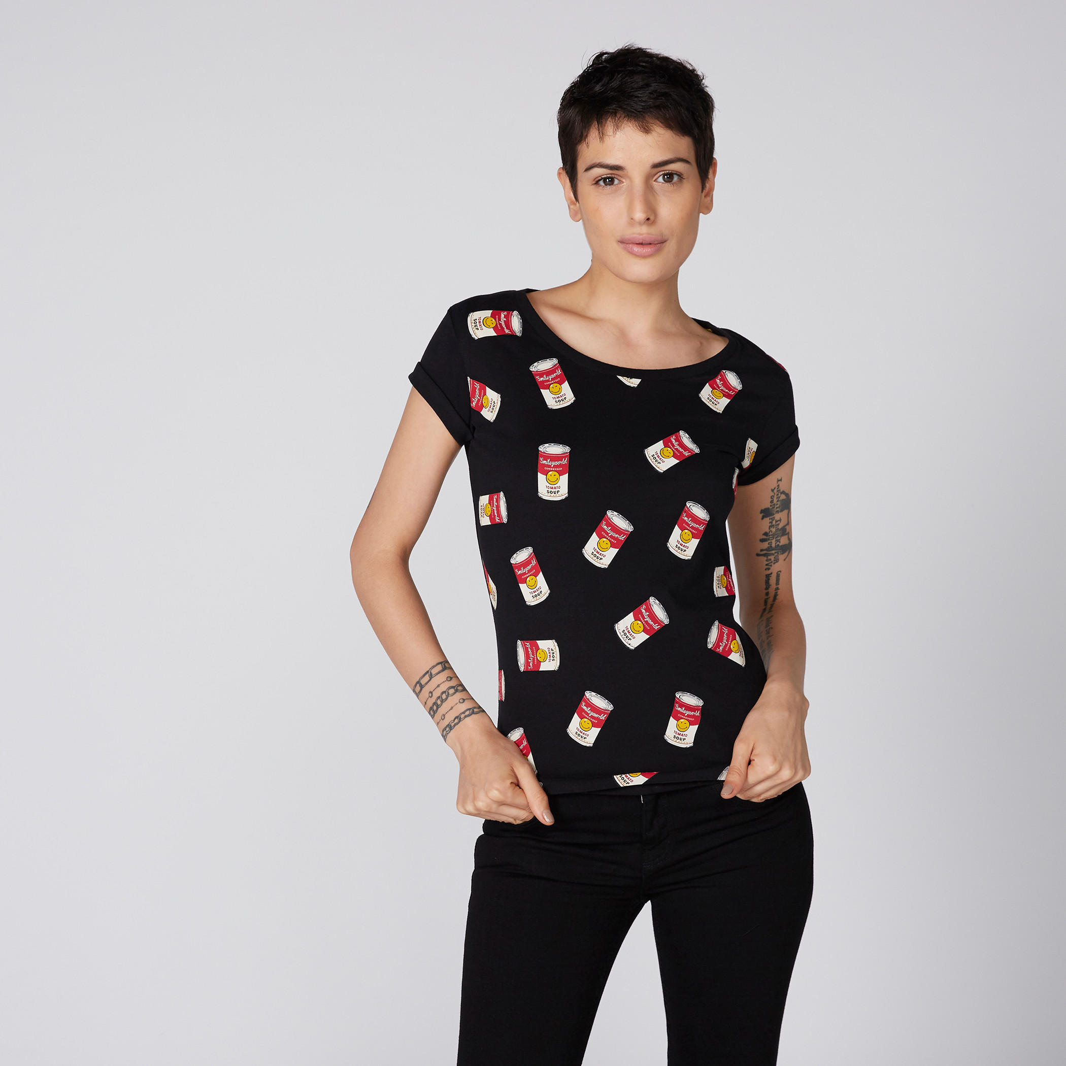 تيشيرت بياقة قارب وأكمام كاب وطبعات سمايلي وورلد-women-clothing-tshirts-image-1