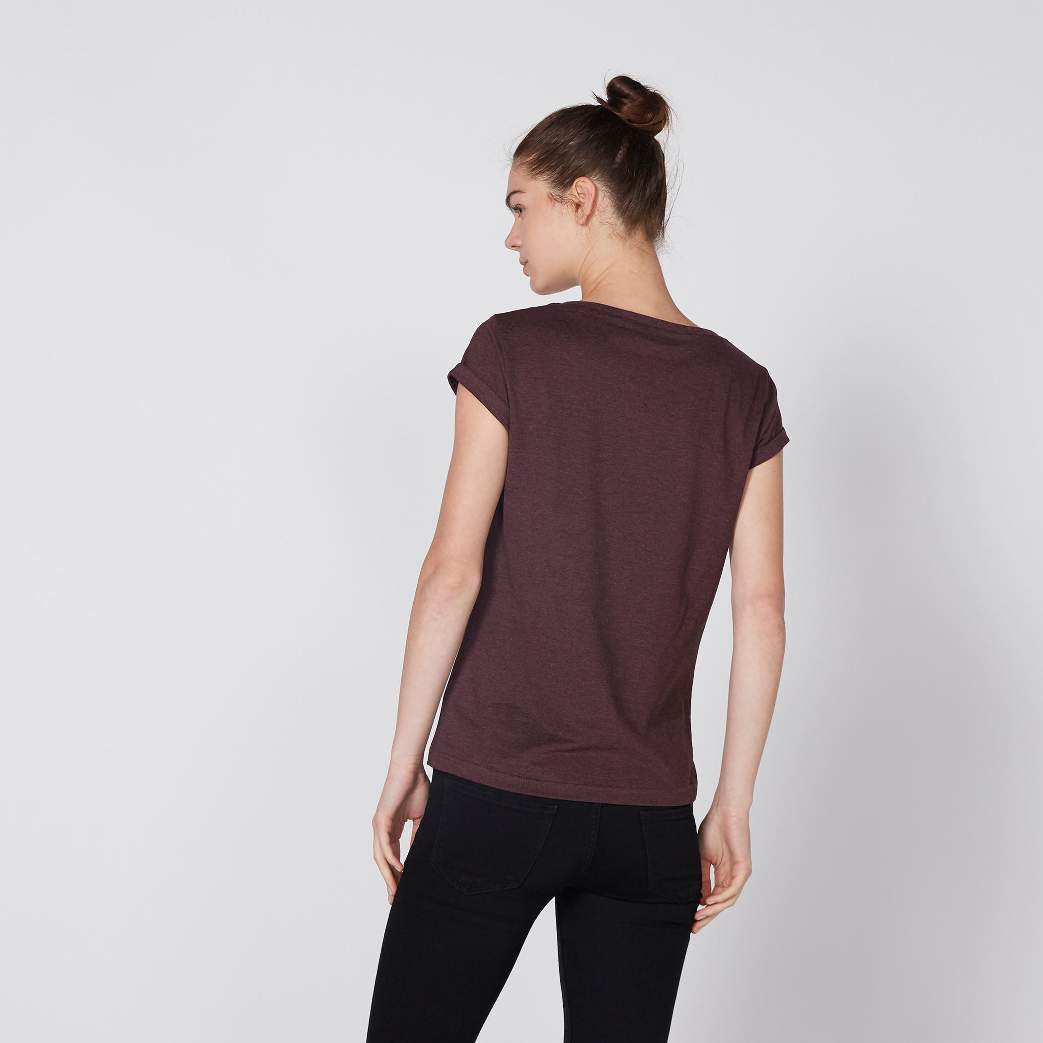 تيشيرت بياقة مستديرة وأكمام كاب وطبعات سمايلي وورلد-women-clothing-tshirts-image-3