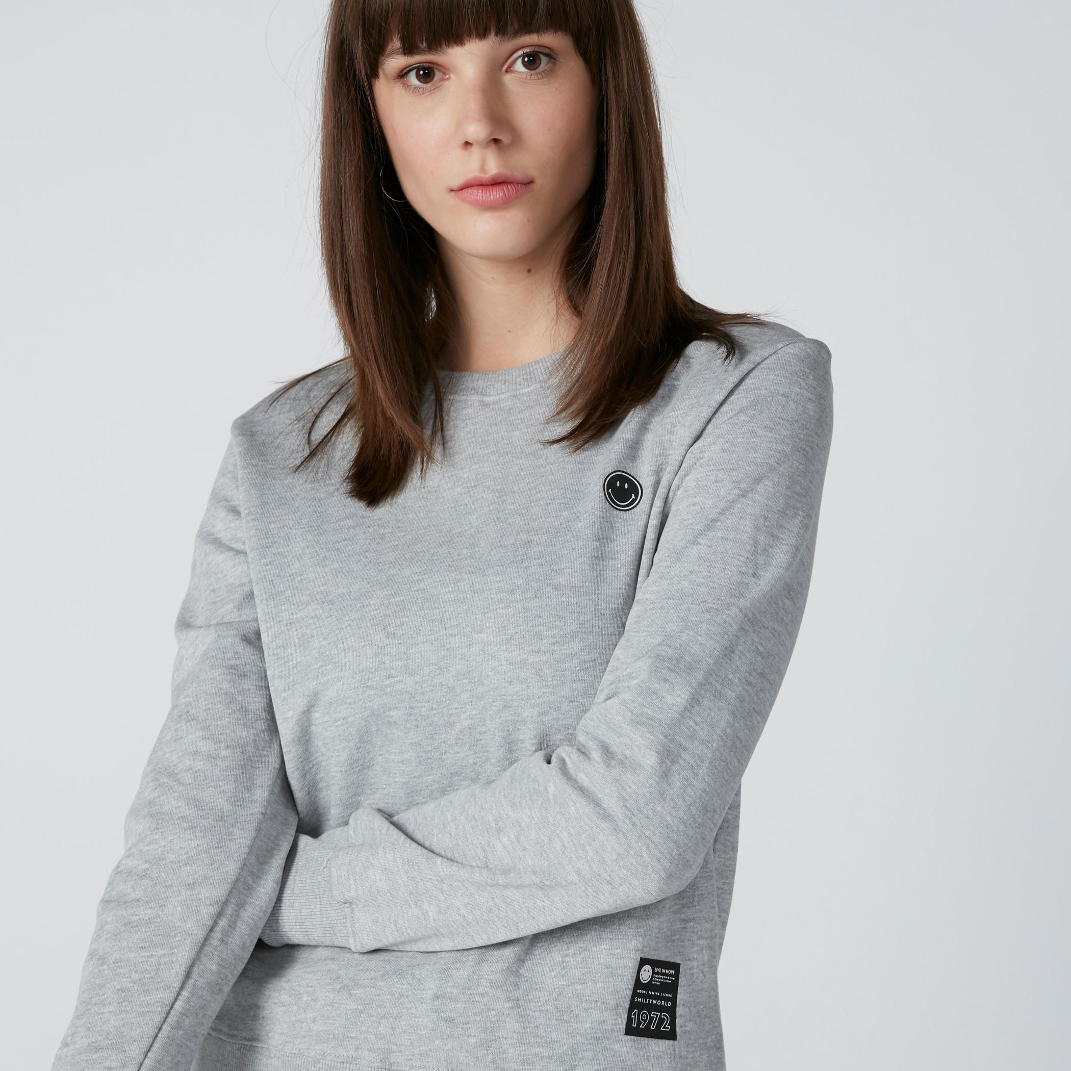 Smiley World Round Neck Sweatshirt with Long Sleeves-women-winterwear-hoodiesandsweatshirts-sweatshirts-image-4