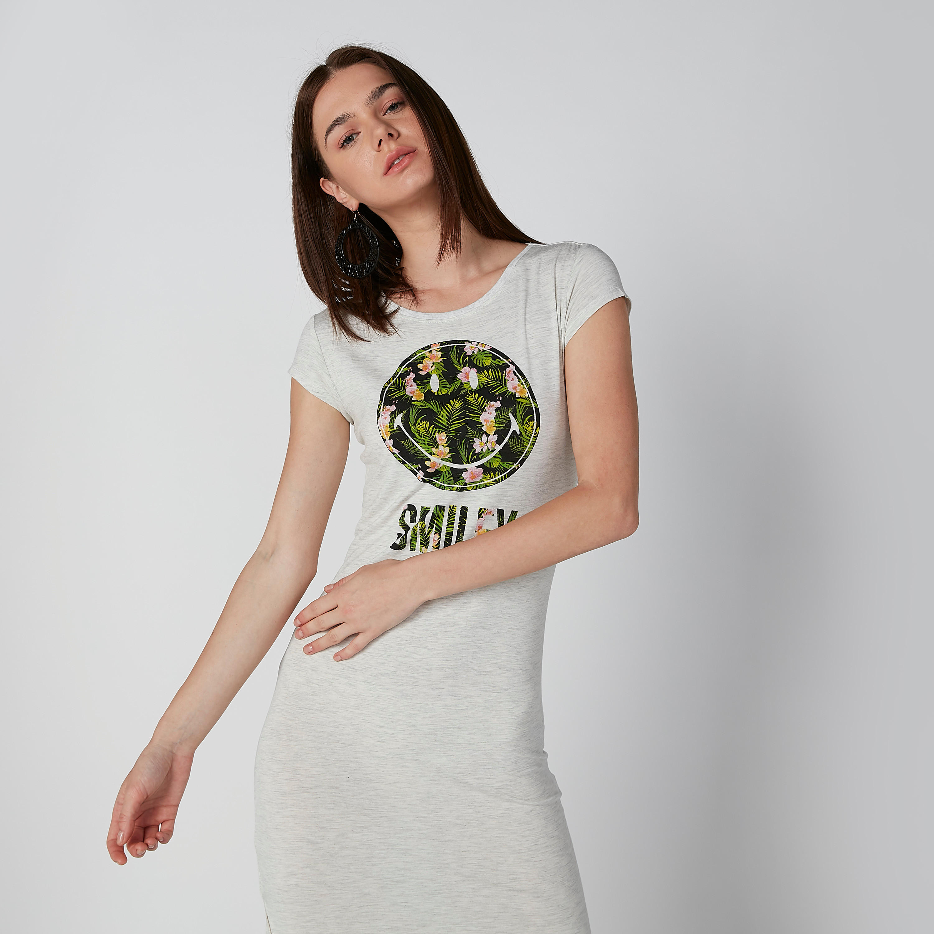 فستان طويل بأكمام كاب وفتحة وطبعات سمايلي وورلد-women-clothing-shirtsandblouses-blouses-image-4