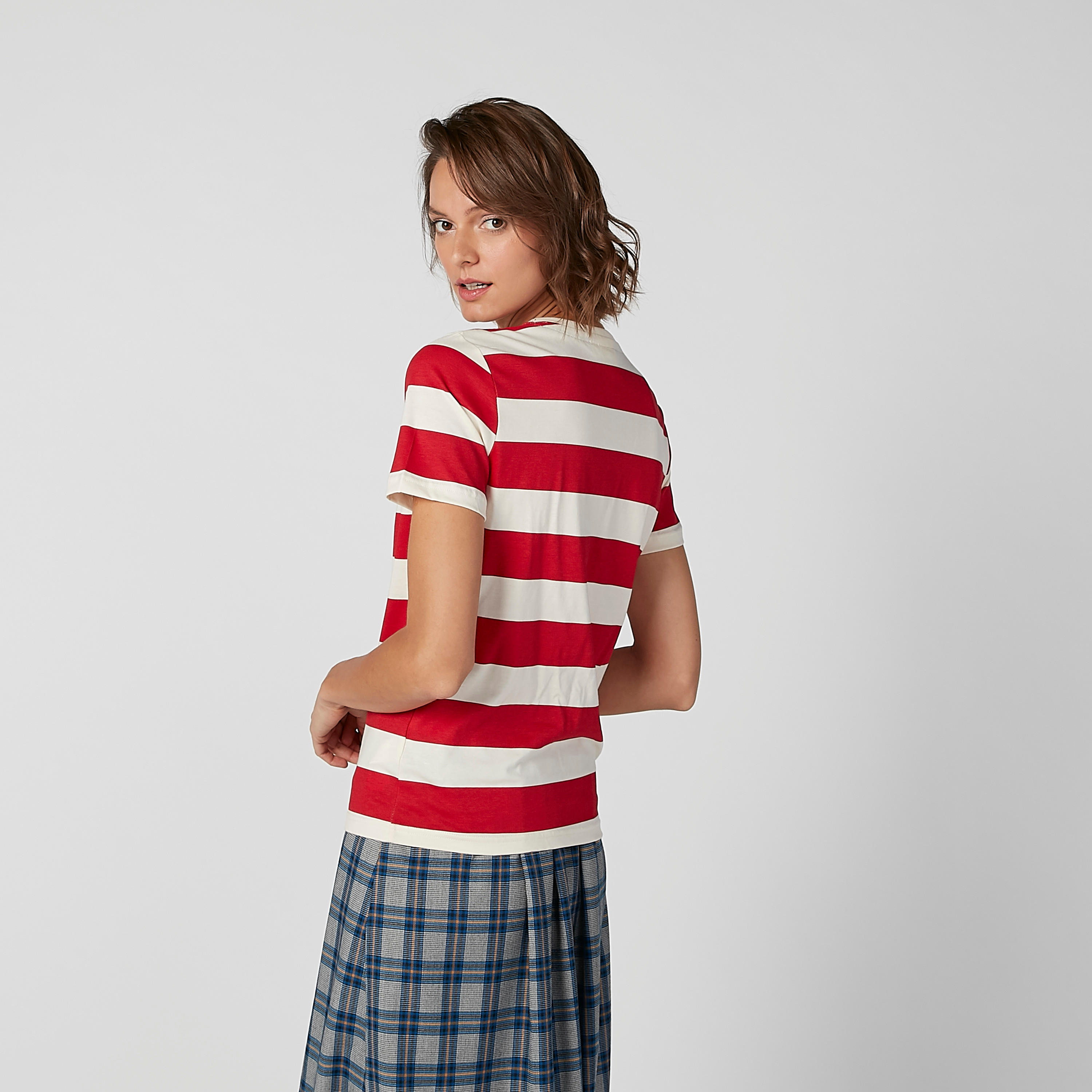 تيشيرت مقلّم بياقة مستديرة وأكمام قصيرة من سمايلي وورلد-women-clothing-shirtsandblouses-shirts-image-3