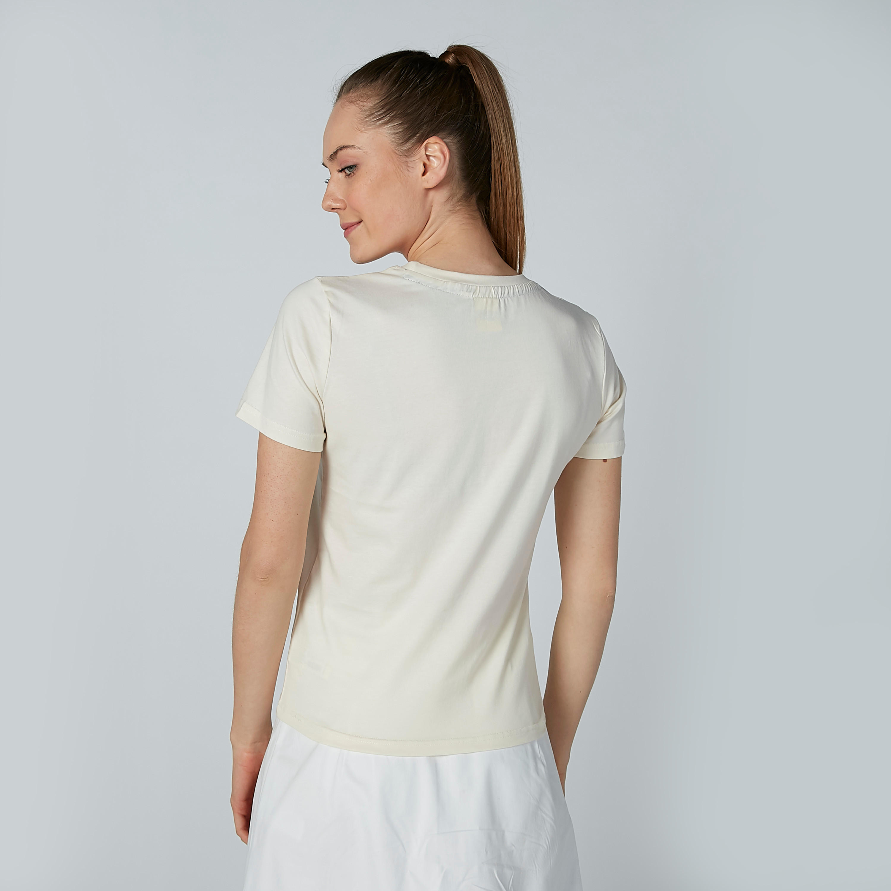 تيشيرت بأكمام قصيرة وياقة مستديرة وطبعات سمايلي وورلد-women-clothing-tshirts-image-4