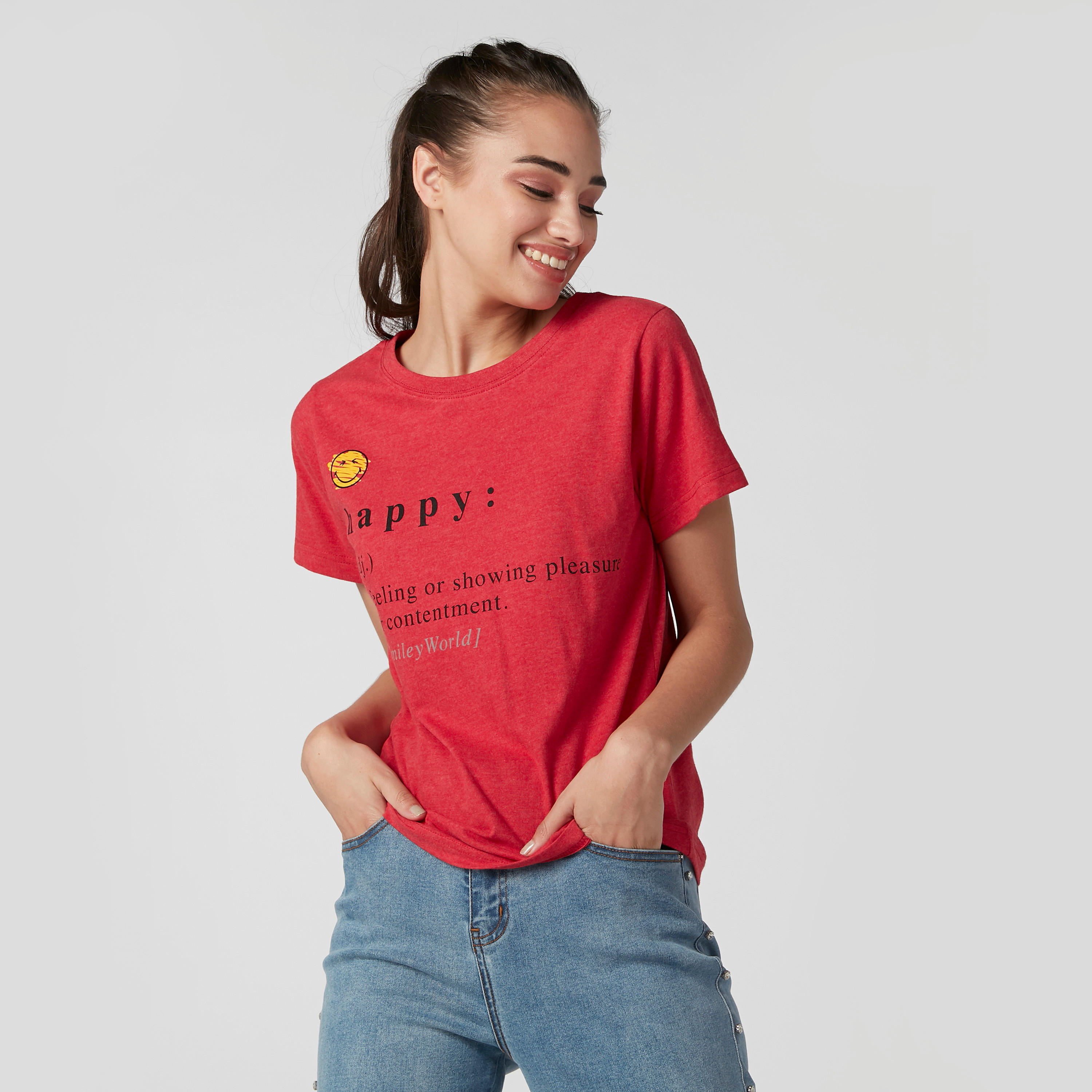 تيشيرت مستدام بياقة ضيّقة وأكمام قصيرة وطبعات-women-clothing-tshirts-image-1