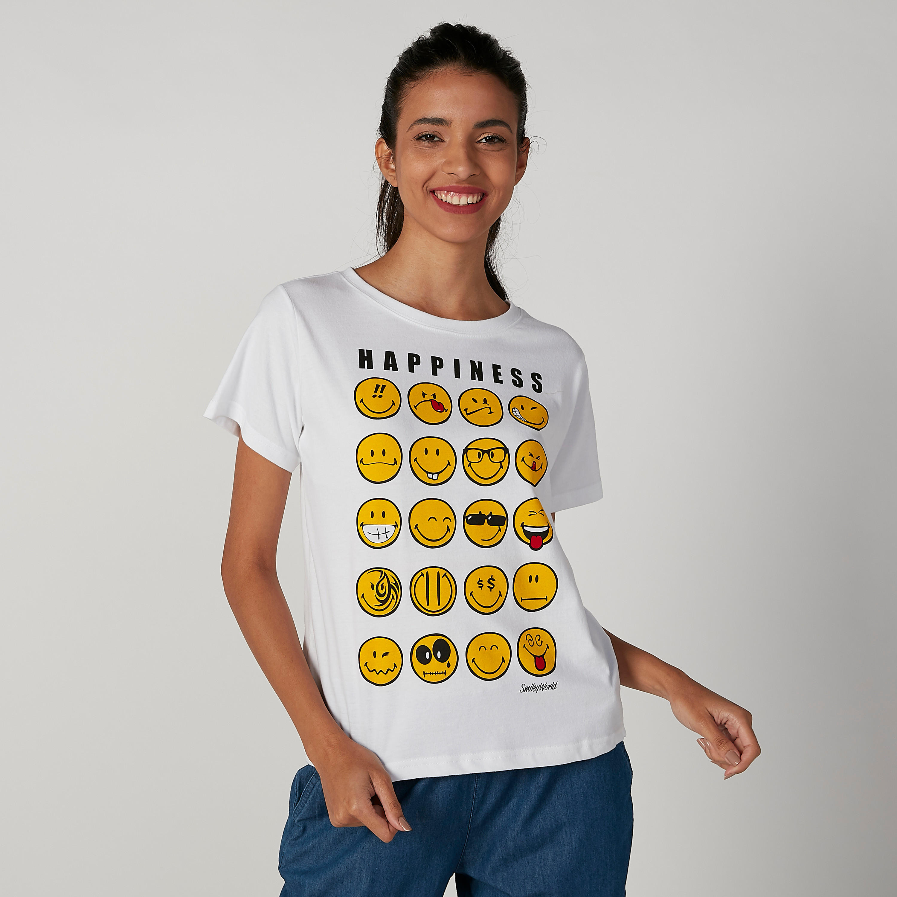 تيشيرت مستدام بياقة مستديرة وطبعات سمايلي وورلد-women-clothing-tshirts-image-1