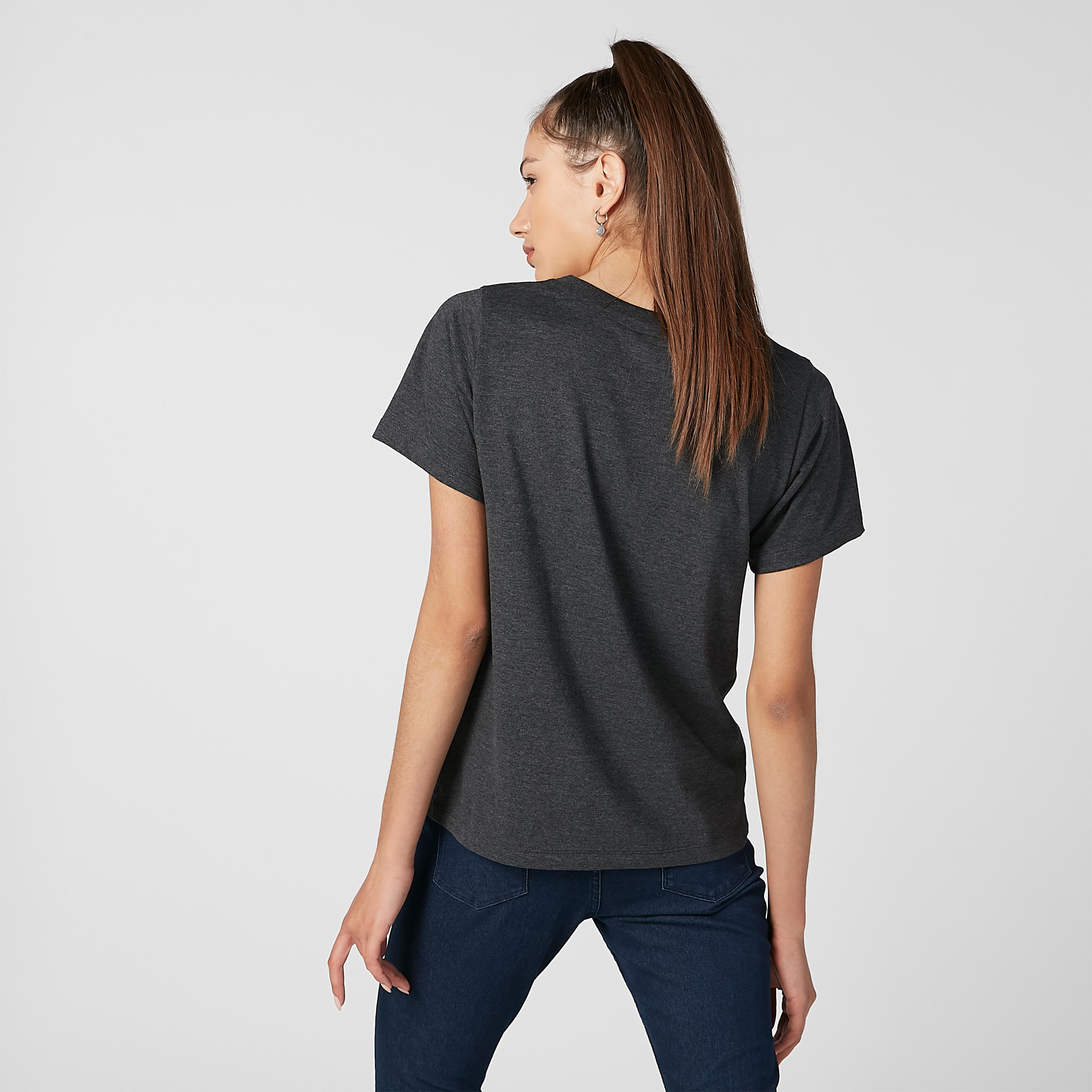 تيشيرت مستدام بياقة مستديرة وطبعات سمايلي وورلد-women-clothing-tshirts-image-4