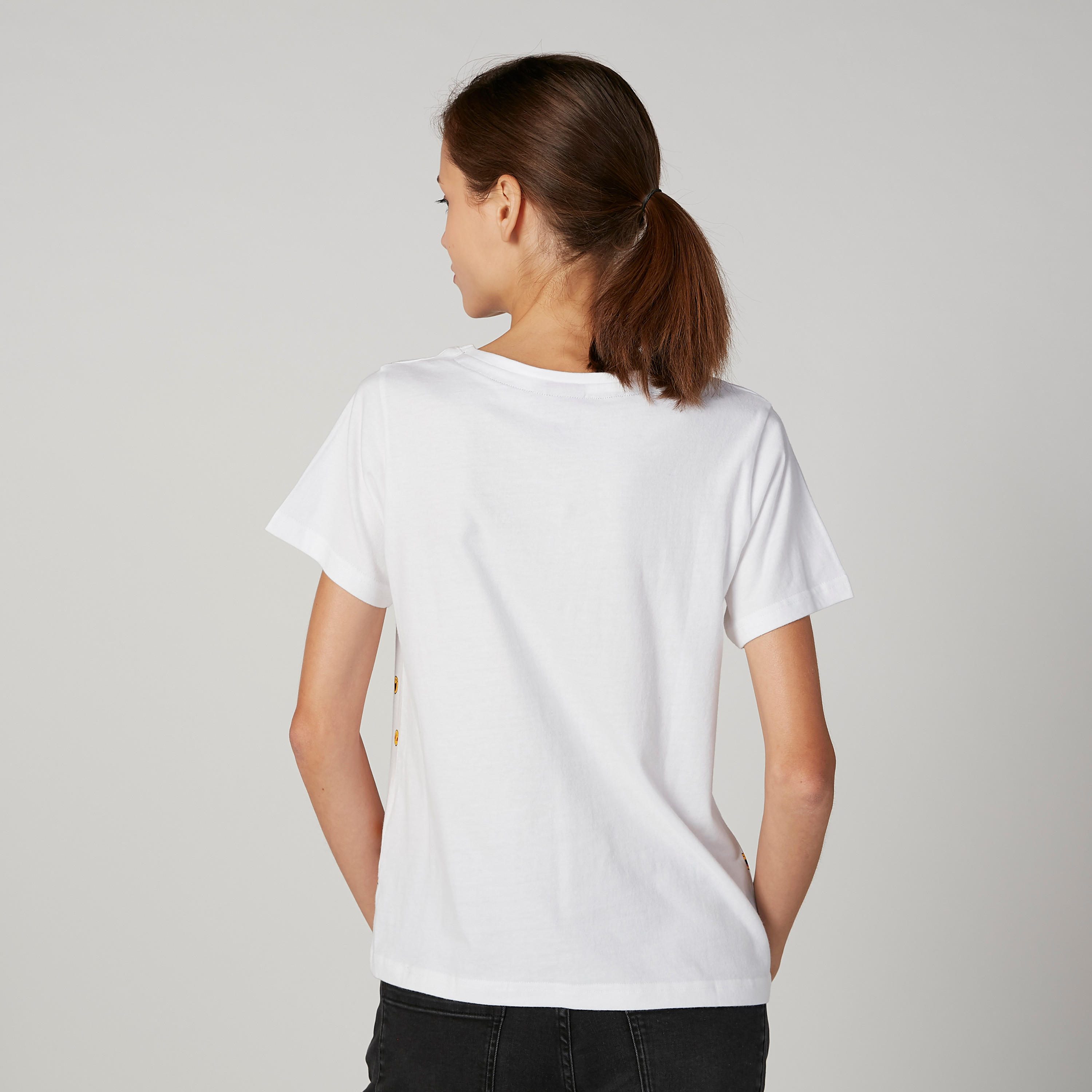 تيشيرت بياقة مستديرة وأكمام قصيرة وطبعات سمايلي وورلد-women-clothing-tshirts-image-4