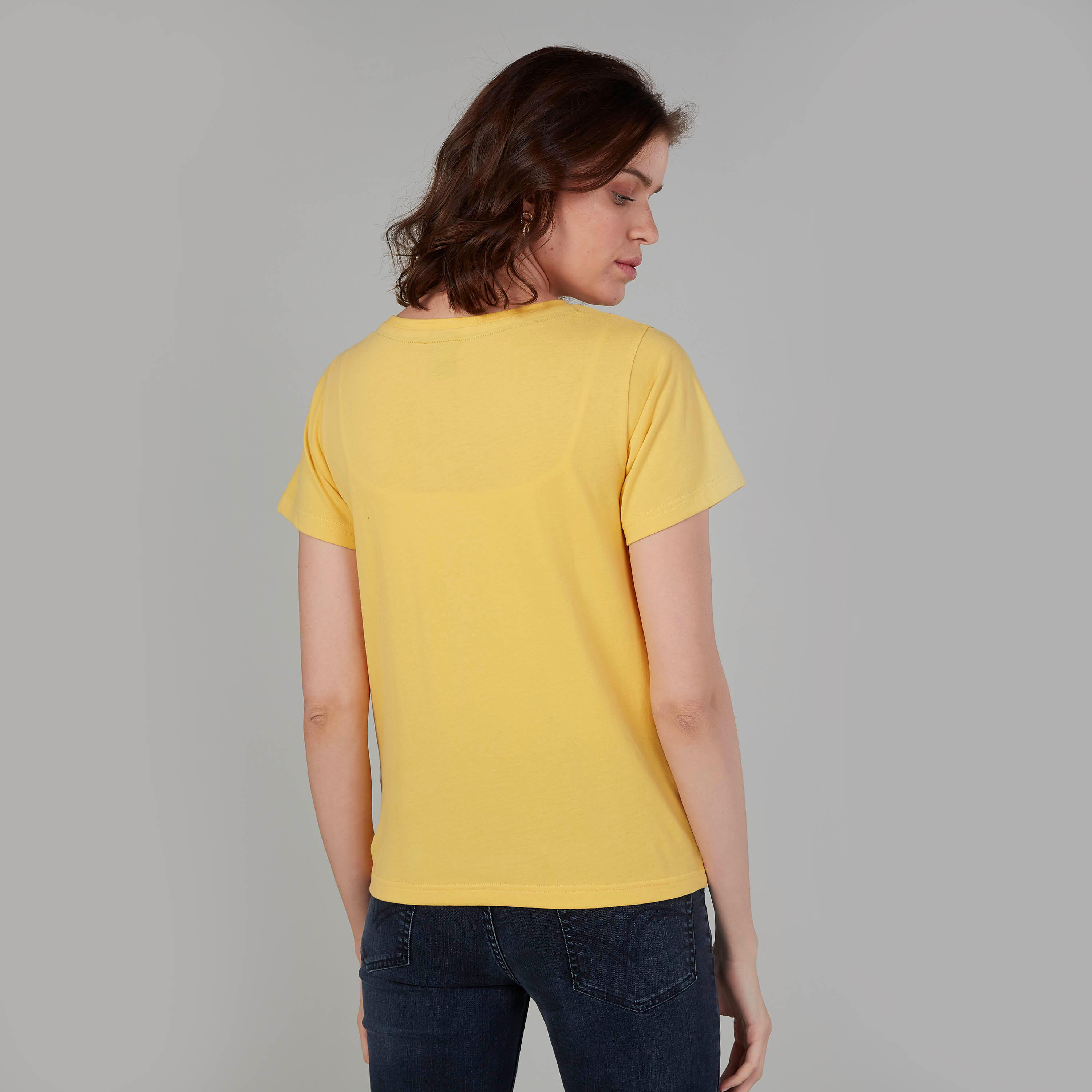 تيشيرت بياقة مستديرة وأكمام قصيرة وطبعات سمايلي وورلد-women-clothing-tshirts-image-4