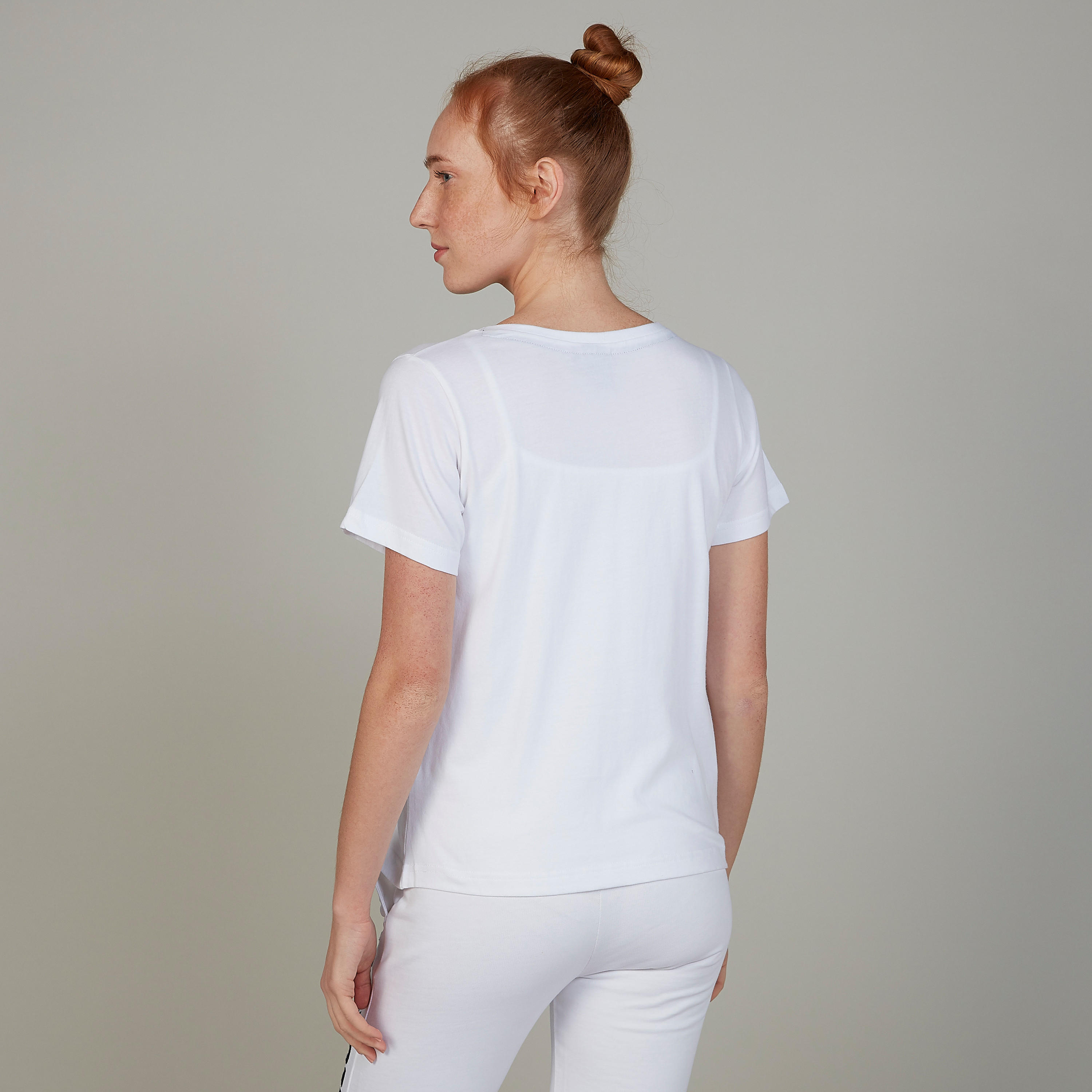 تيشيرت بياقة مستديرة وأكمام قصيرة وطبعات سمايلي وورلد-women-clothing-tshirts-image-4