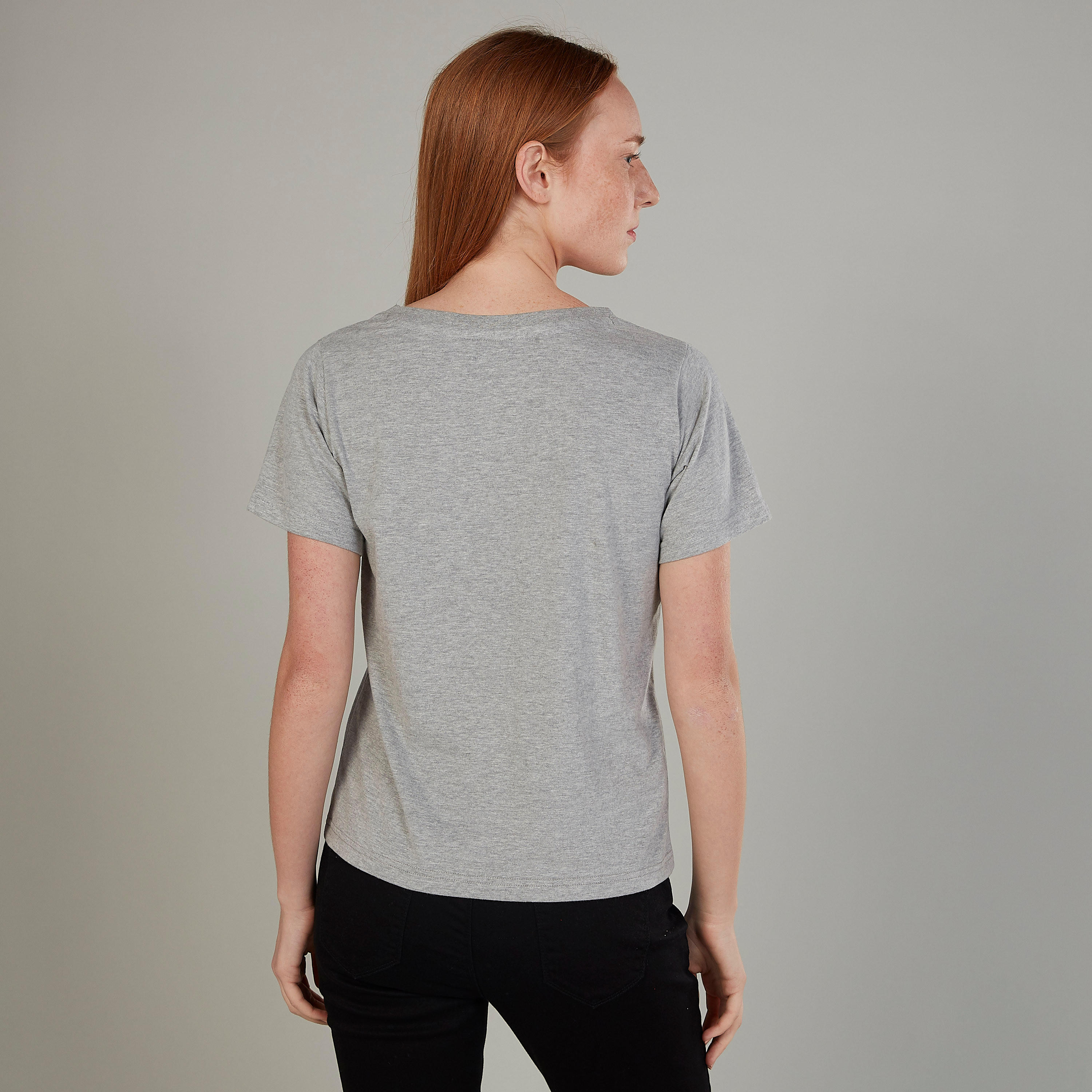 بلوزة بياقة مستديرة وأكمام قصيرة بطبعات سمايلي وورلد-women-clothing-tshirts-image-4