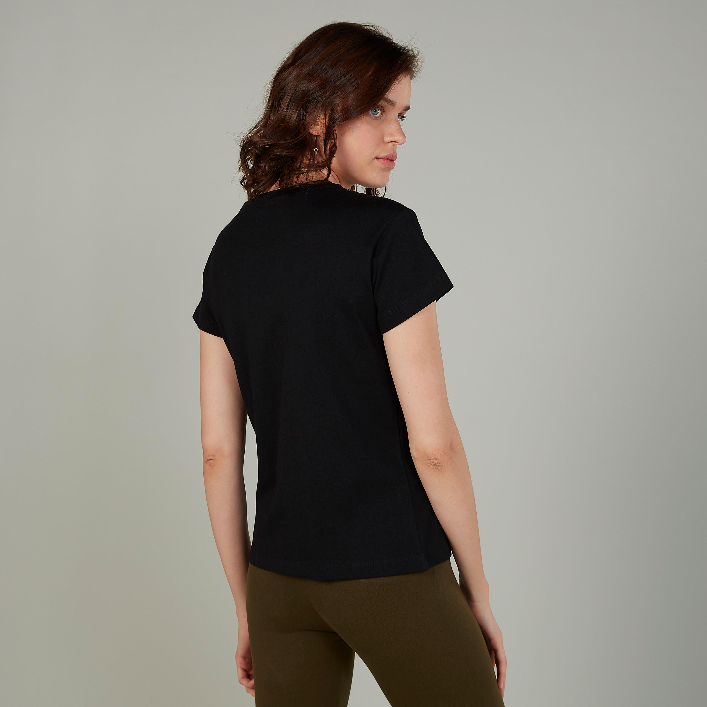 تيشيرت بياقة مستديرة وأكمام قصيرة وطبعات سمايلي وورلد-women-clothing-tshirts-image-4