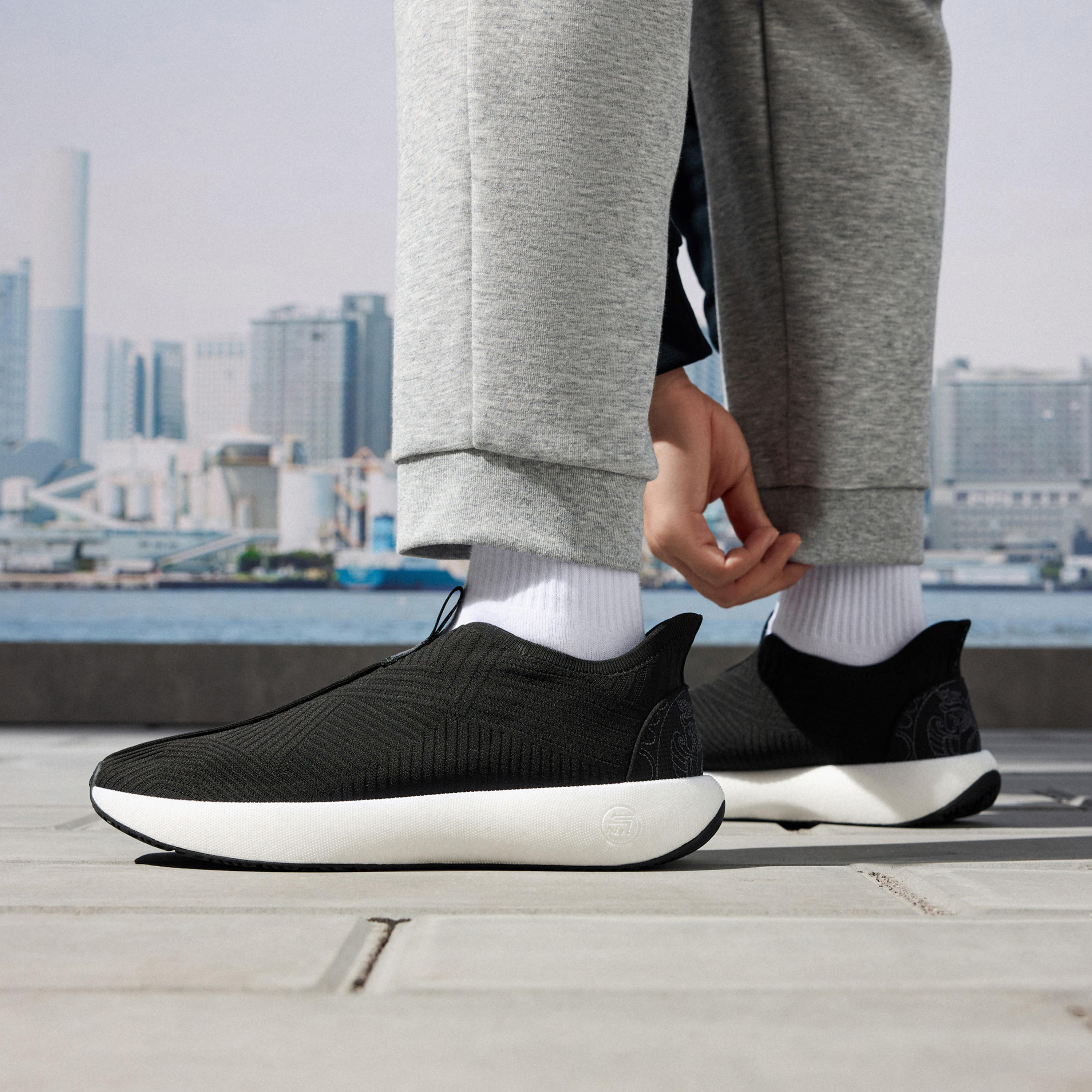 ANTA Men Slip-On Sneakers - ComfortFlex-sports-men-shoes-image-4