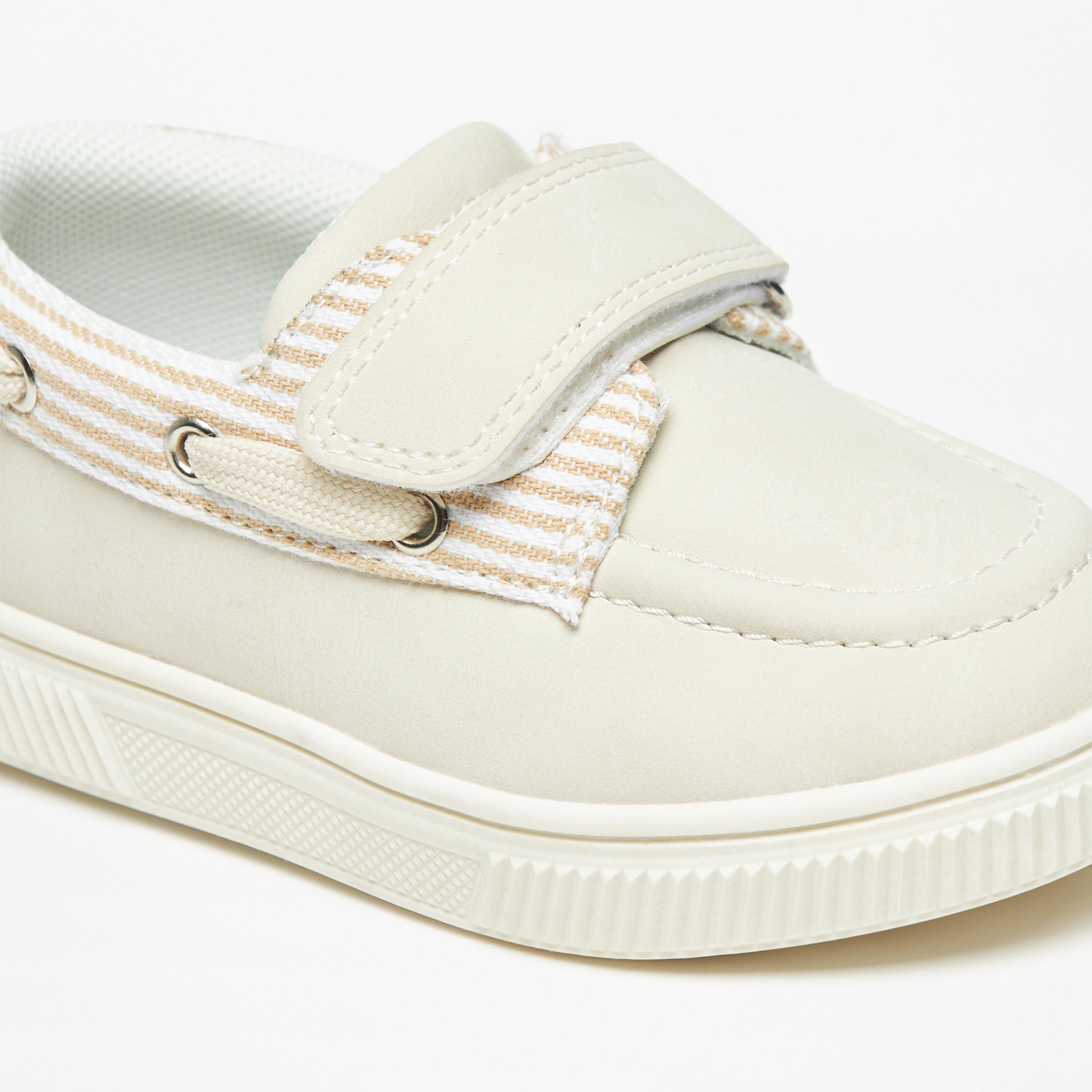 حذاء سنيكرز بألواح سهل الارتداء بشريط إغلاق لاصق من بيرفيت-boys-shoes-loafers-image-5