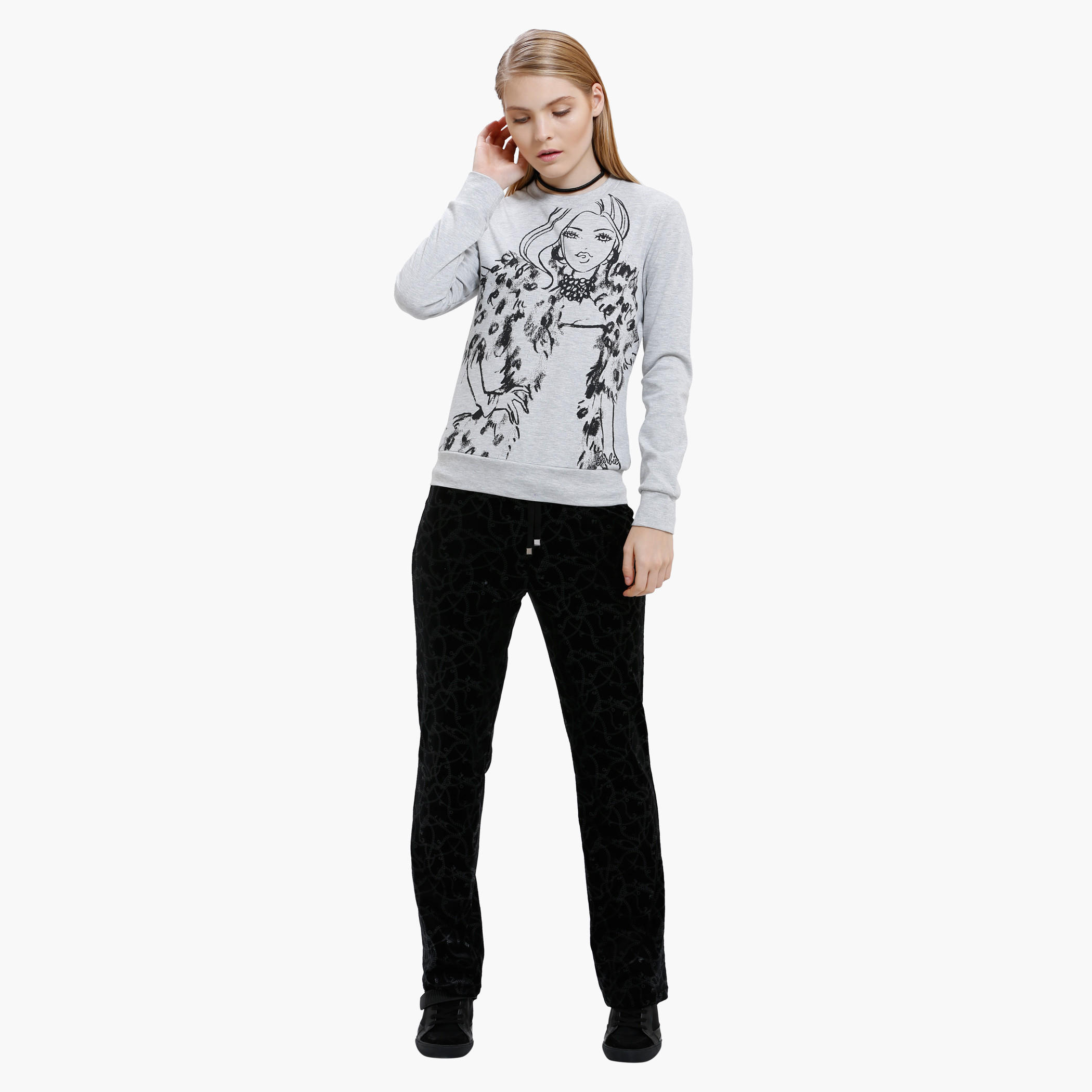Barbie Print Sweatshirt with Round Neck and Long Sleeves-women-winterwear-hoodiesandsweatshirts-sweatshirts-image-5