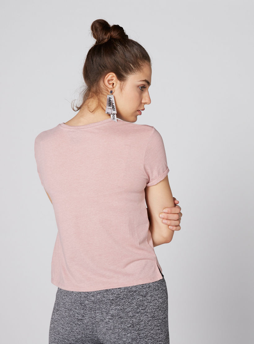 بلوزة بياقة مستديرة وأكمام قصيرة وطبعات باربي-women-clothing-tshirts-image-2