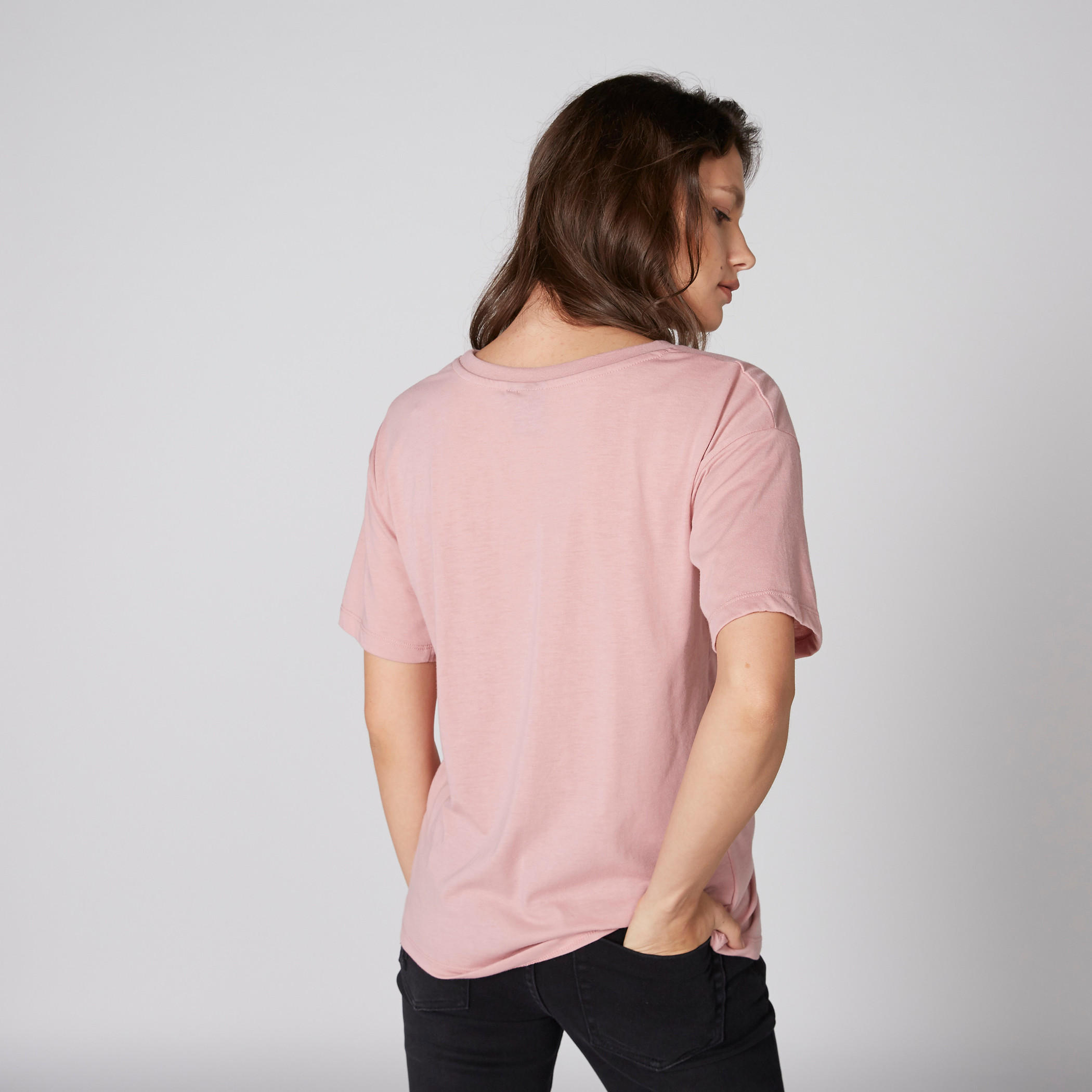 بلوزة بياقة مستديرة وأربطة وطبعات باربي-women-clothing-tshirts-image-2