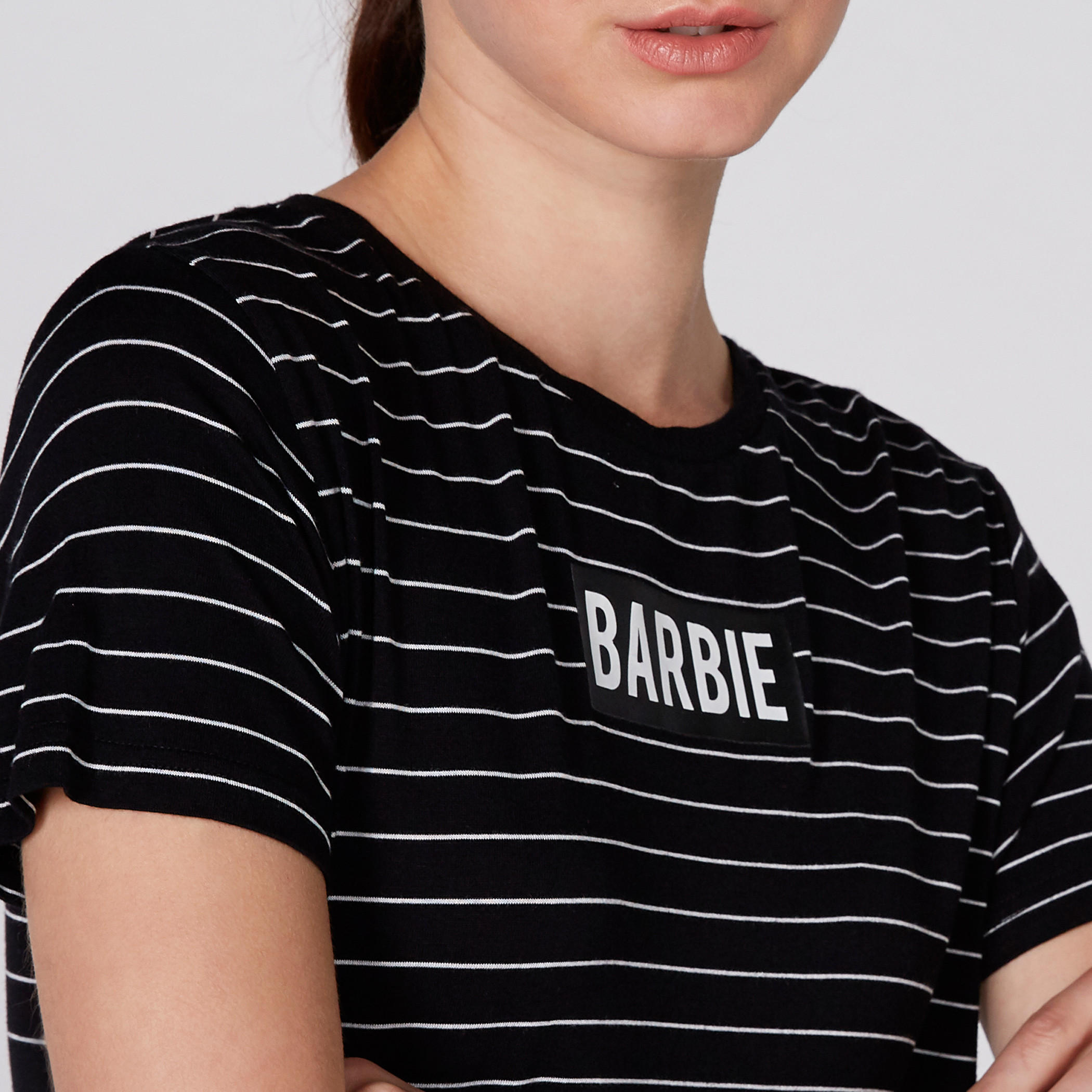 تيشيرت مقلّم بياقة مستديرة وأكمام قصيرة-women-clothing-tshirts-image-3