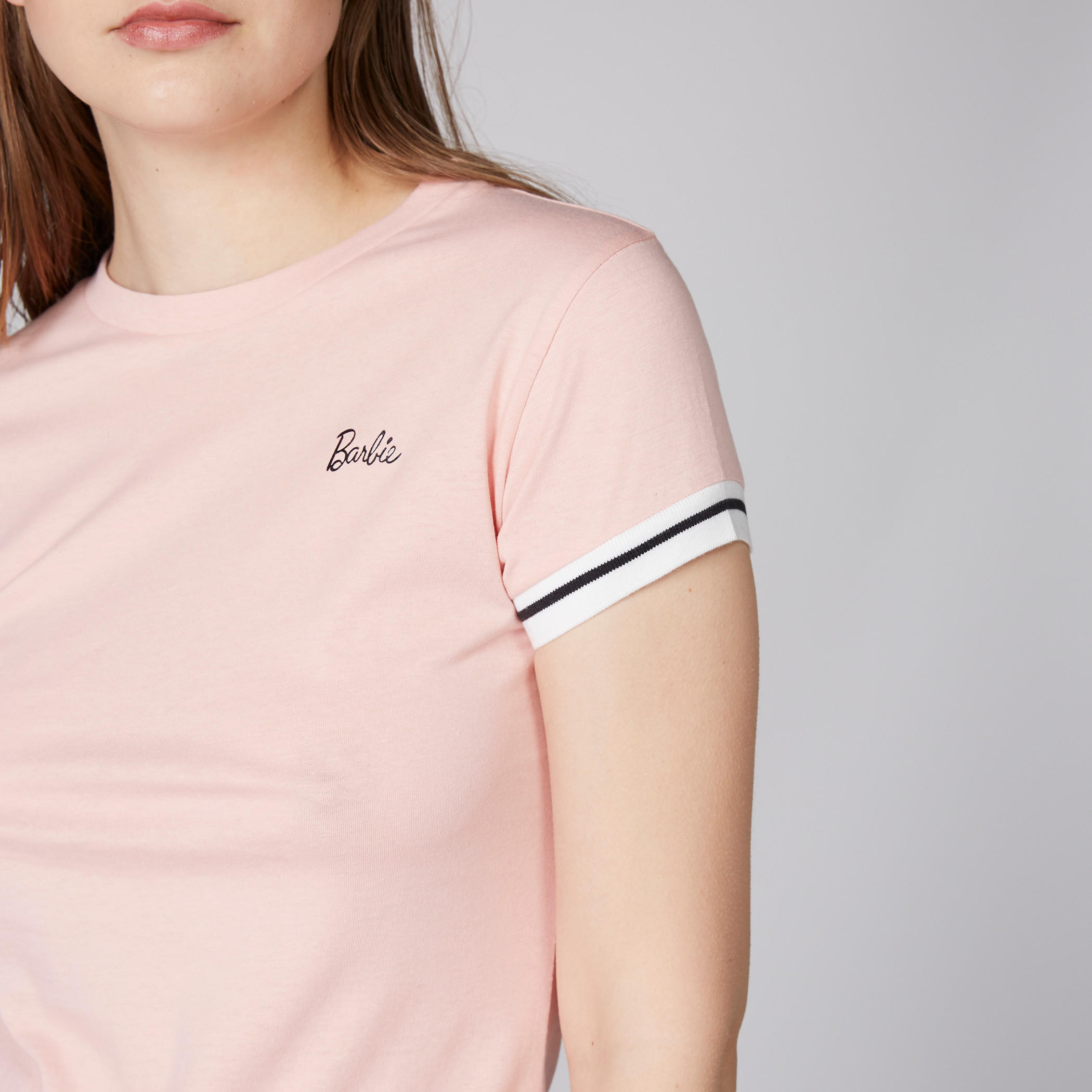 تيشيرت بياقة مستديرة وأكمام قصيرة من باربي-women-clothing-tshirts-image-2