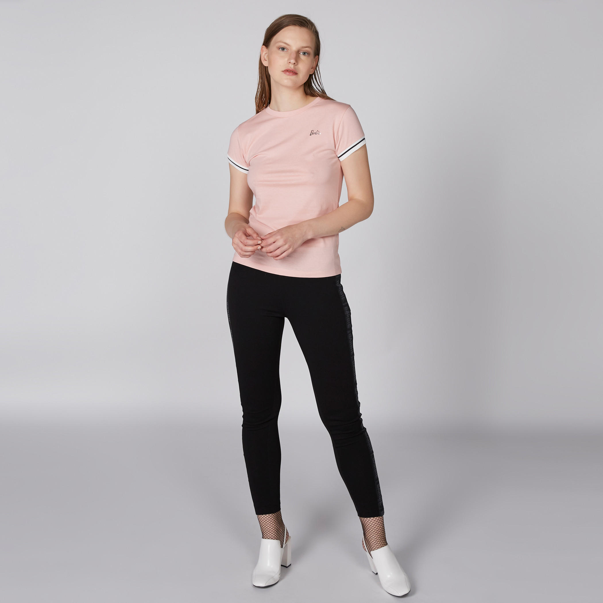 تيشيرت بياقة مستديرة وأكمام قصيرة من باربي-women-clothing-tshirts-image-4