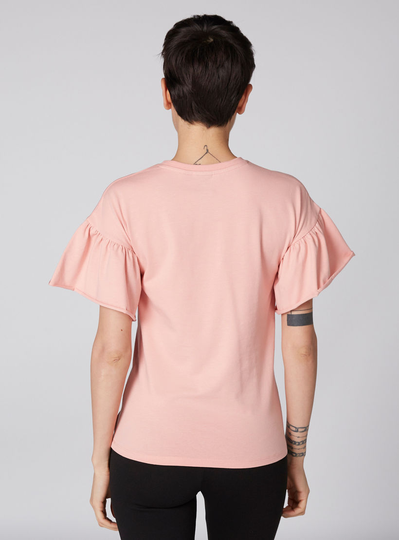 بلوزة بياقة مستديرة وأكمام واسعة وطبعات باربي-women-clothing-tshirts-image-2
