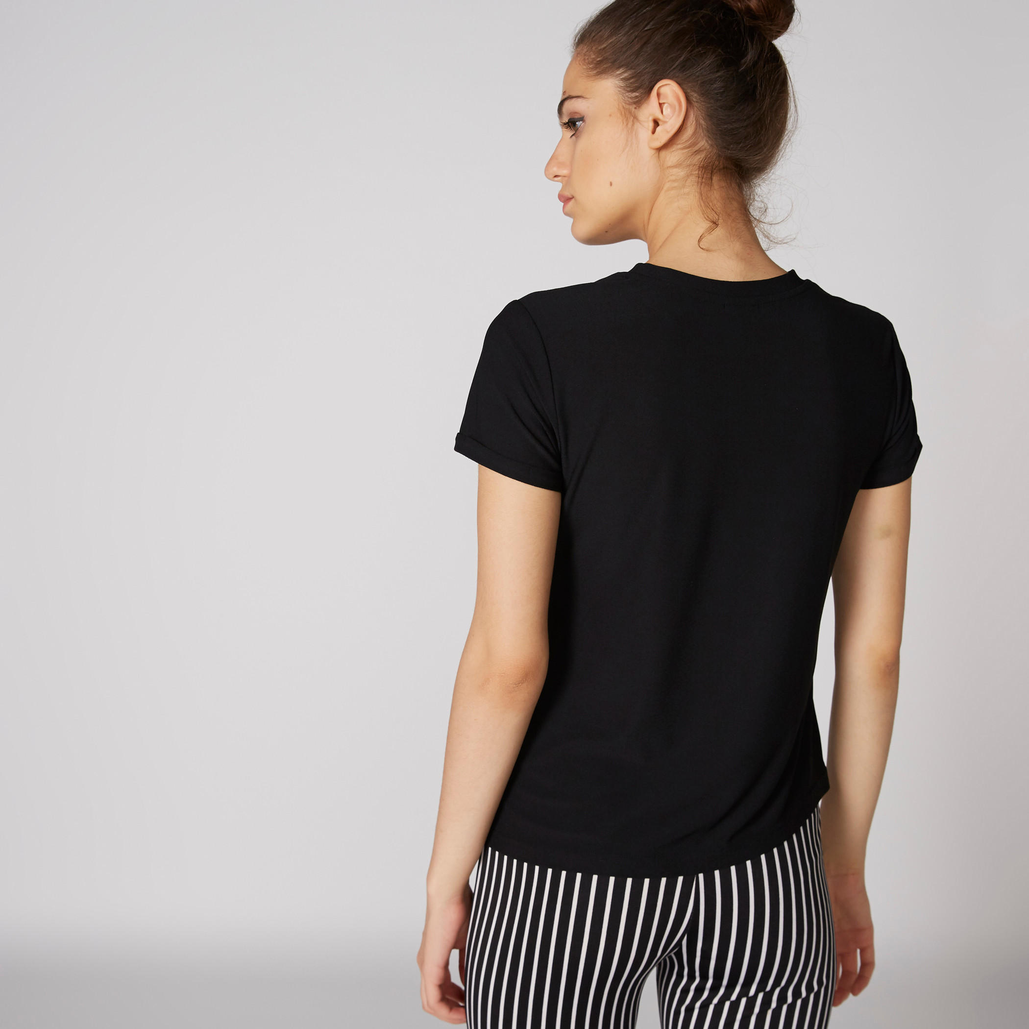 بلوزة بياقة مستديرة ورباط-women-clothing-tshirts-image-2