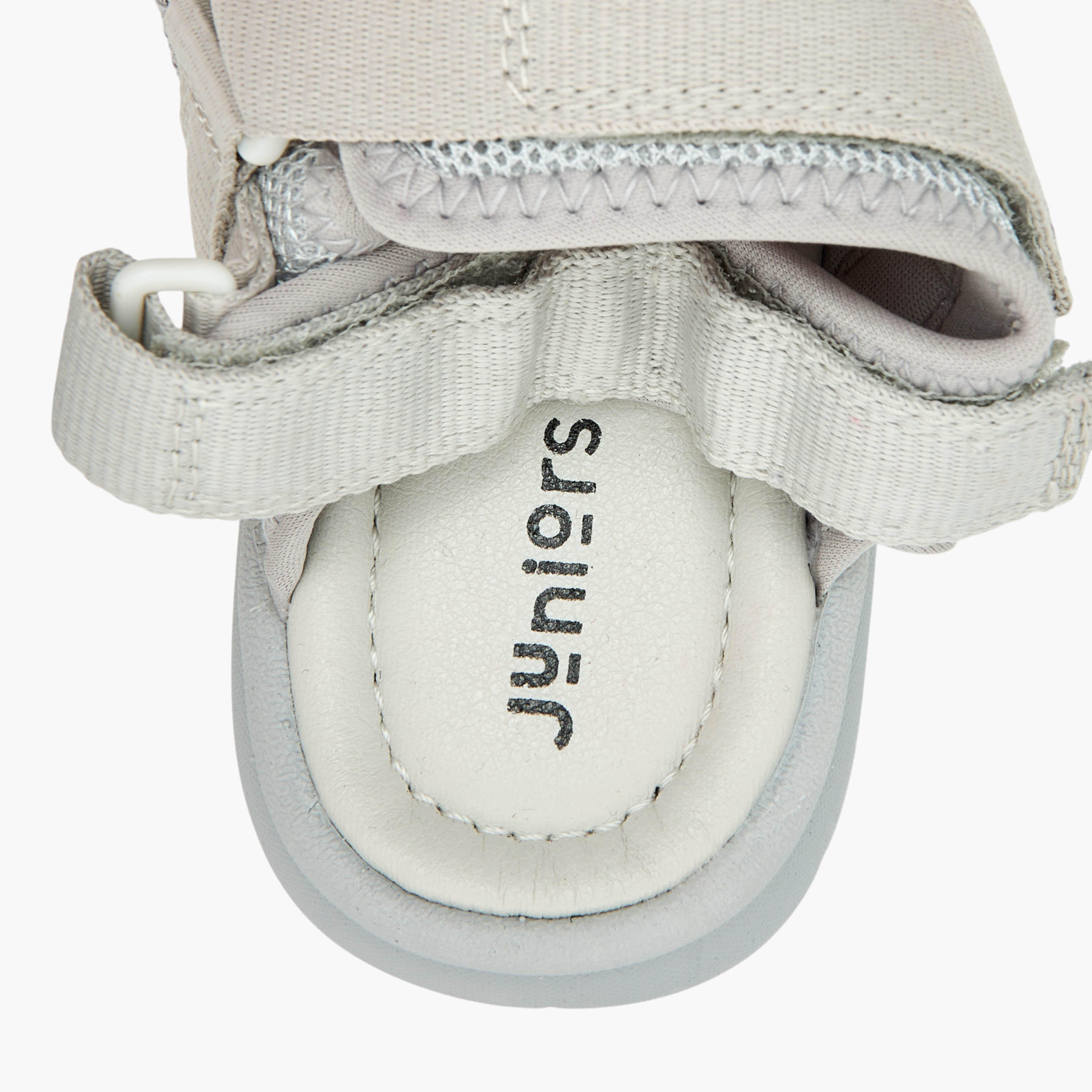 Juniors Textured Floaters with Hook and Loop Closure-boys-shoes-sandals-image-5
