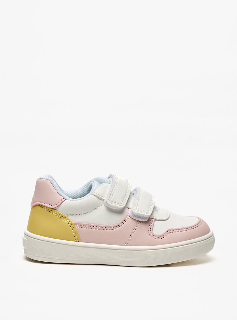 حذاء سنيكرز خفيف الوزن قوالب ملونة بشريط إغلاق لاصق من بيرفيت-girls-shoes-sneakers-image-3