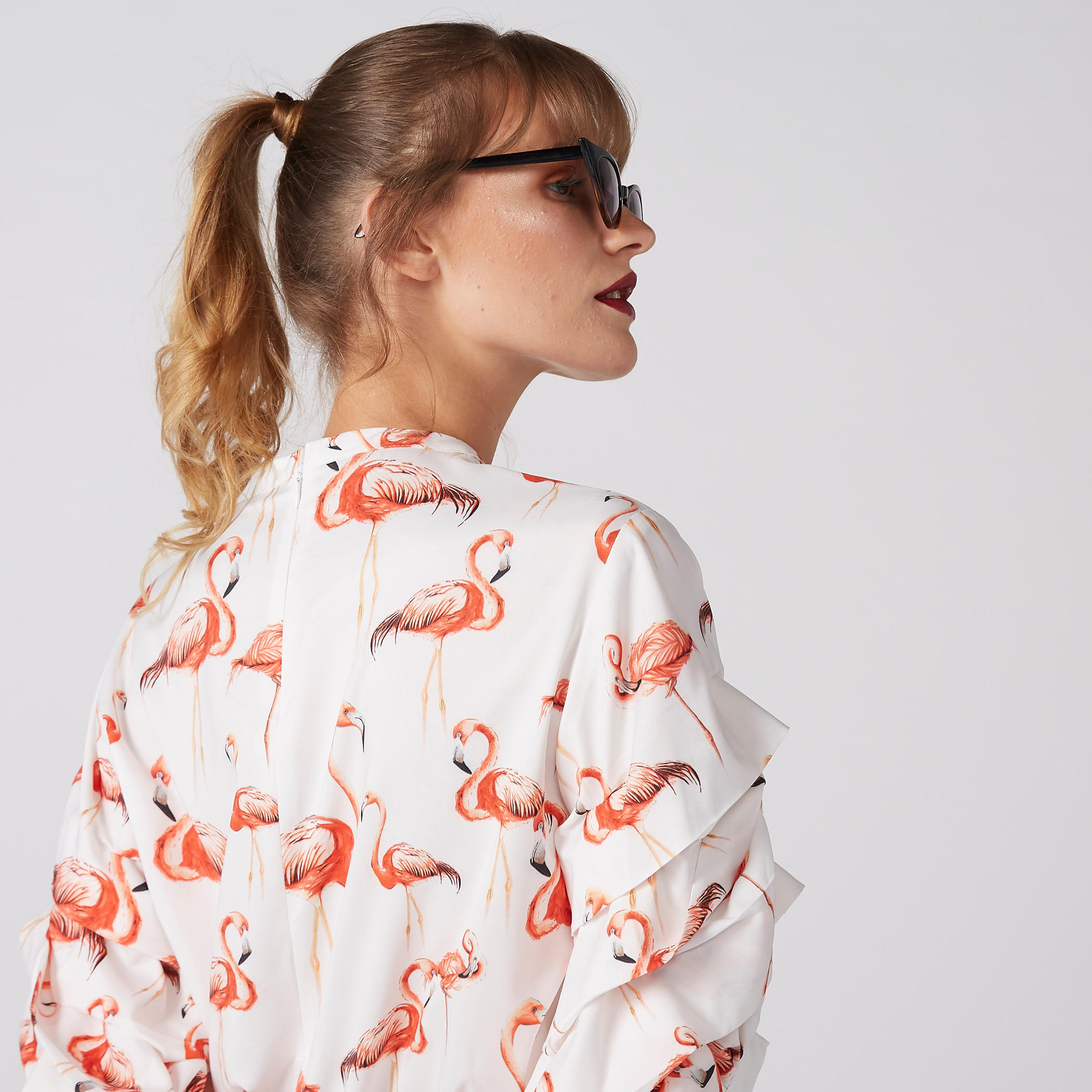 بلوزة بطبعات فلامنجو وسحّاب إغلاق وأربطة-women-clothing-shirtsandblouses-blouses-image-3
