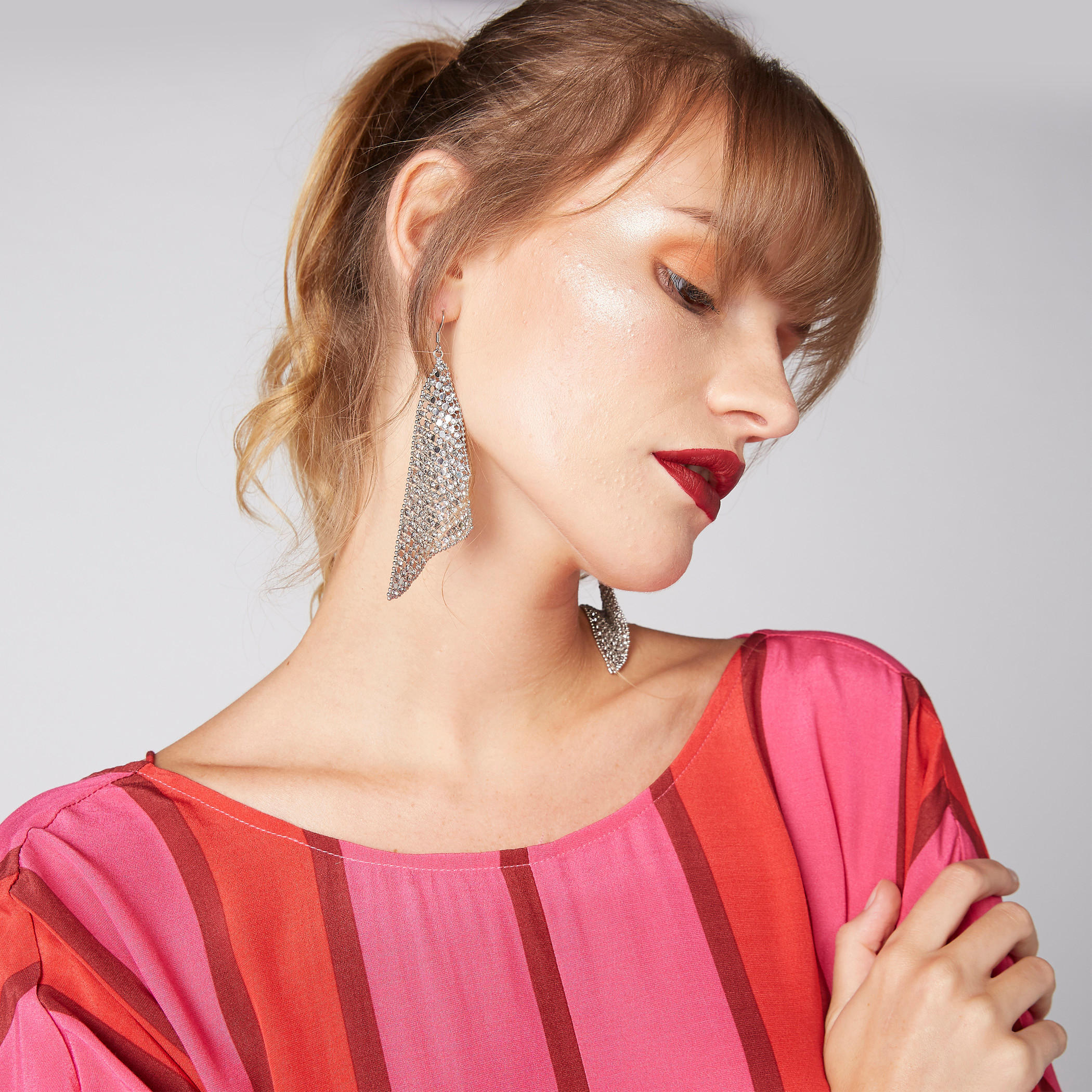 فستان ميدي مقلم بأكمام طويلة وفتحات-women-clothing-dresses-image-5