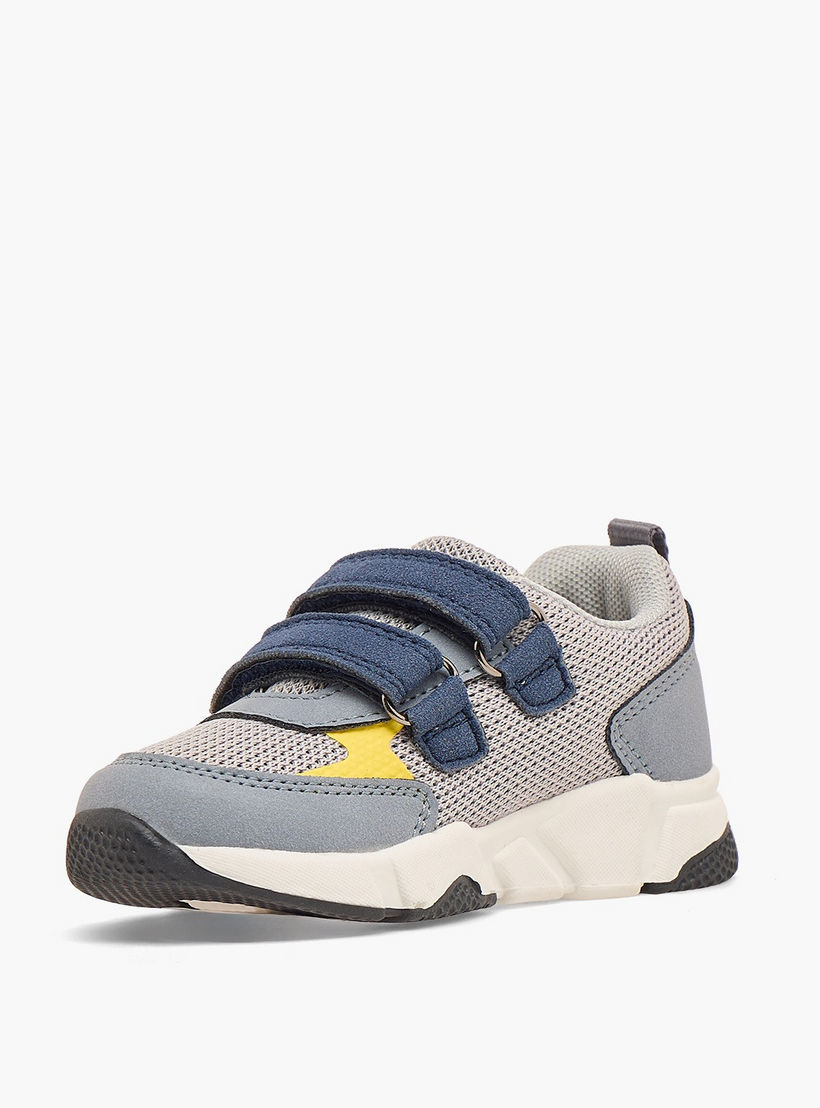حذاء سنيكرز بقوالب ملونة وشريط إغلاق لاصق للأولاد من بيرفيت-boys-shoes-sneakers-image-4