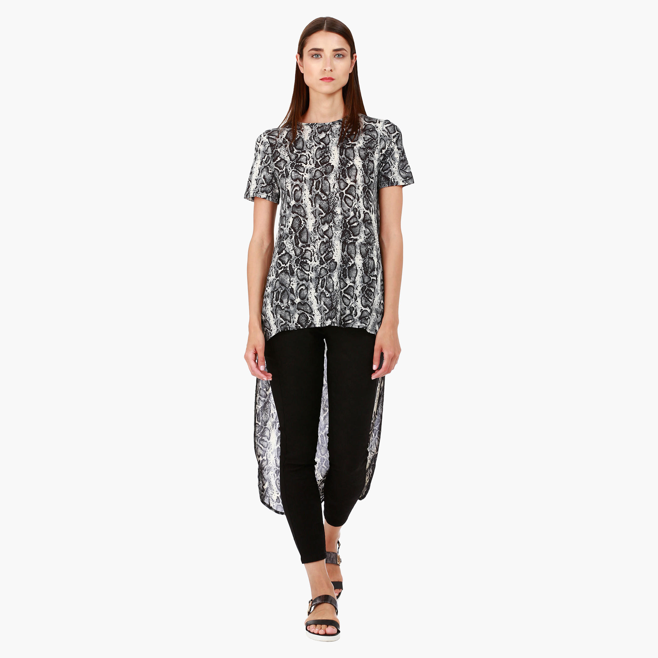 Plain Shirt with Crew Neck in Regular Fit-women-clothing-shirtsandblouses-blouses-image-1