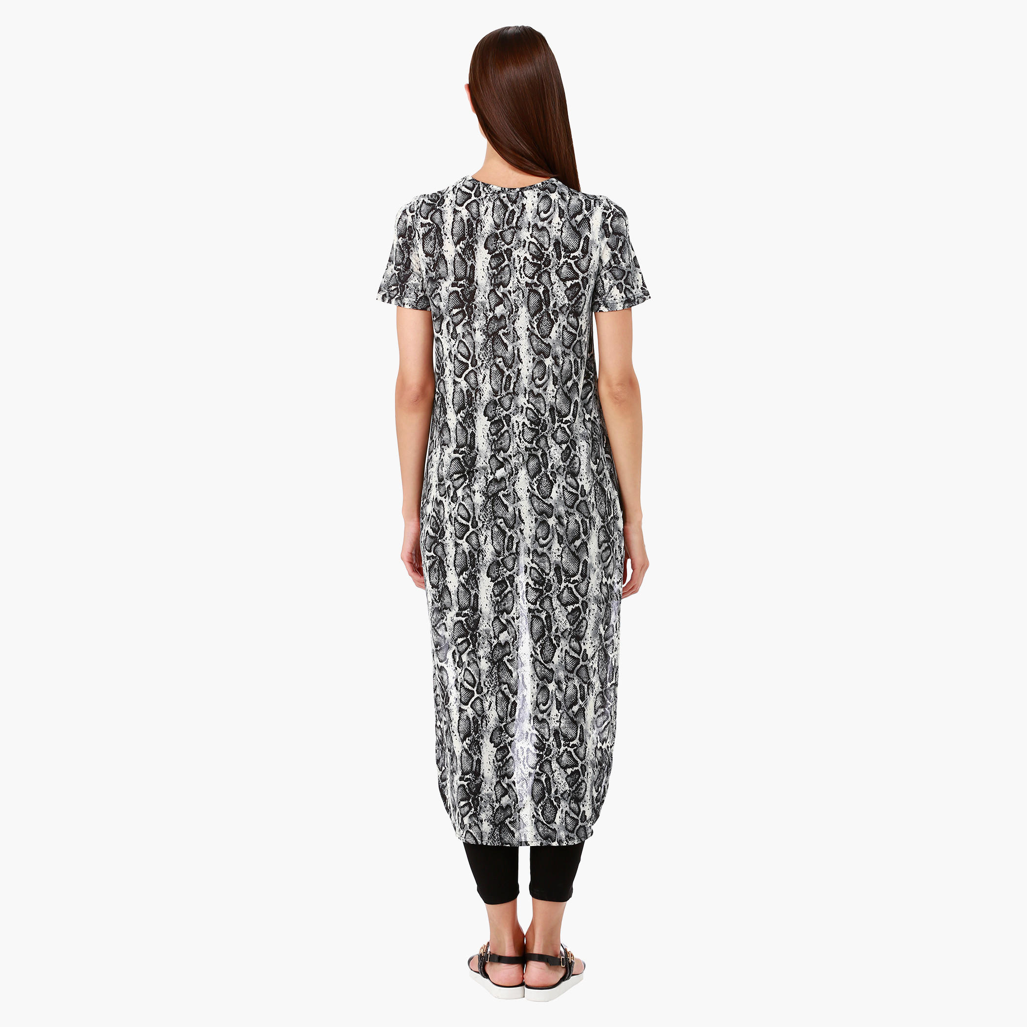 Plain Shirt with Crew Neck in Regular Fit-women-clothing-shirtsandblouses-blouses-image-2