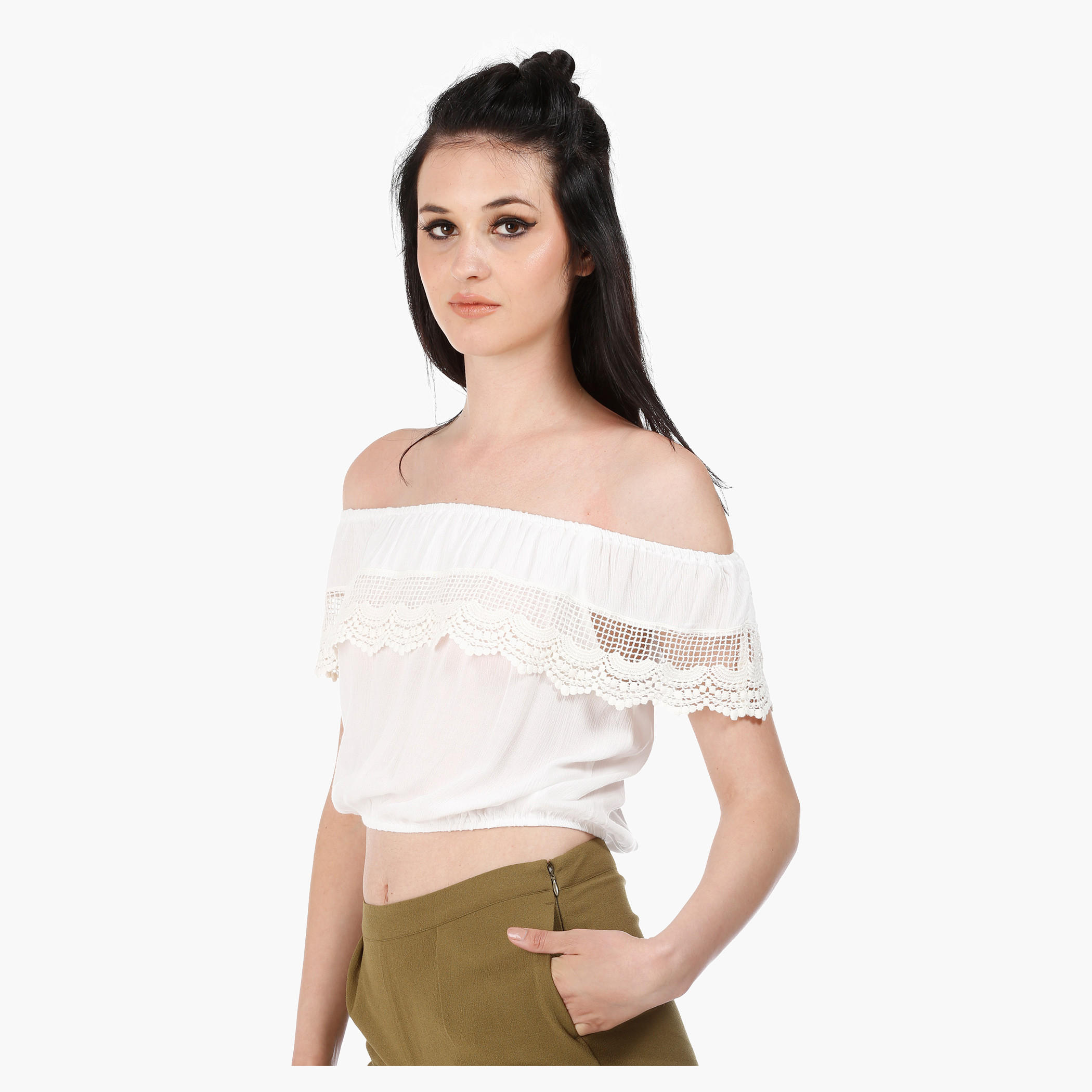 Sleeveless Double Layer Top with Lace Detail in Regular Fit-women-clothing-shirtsandblouses-blouses-image-3