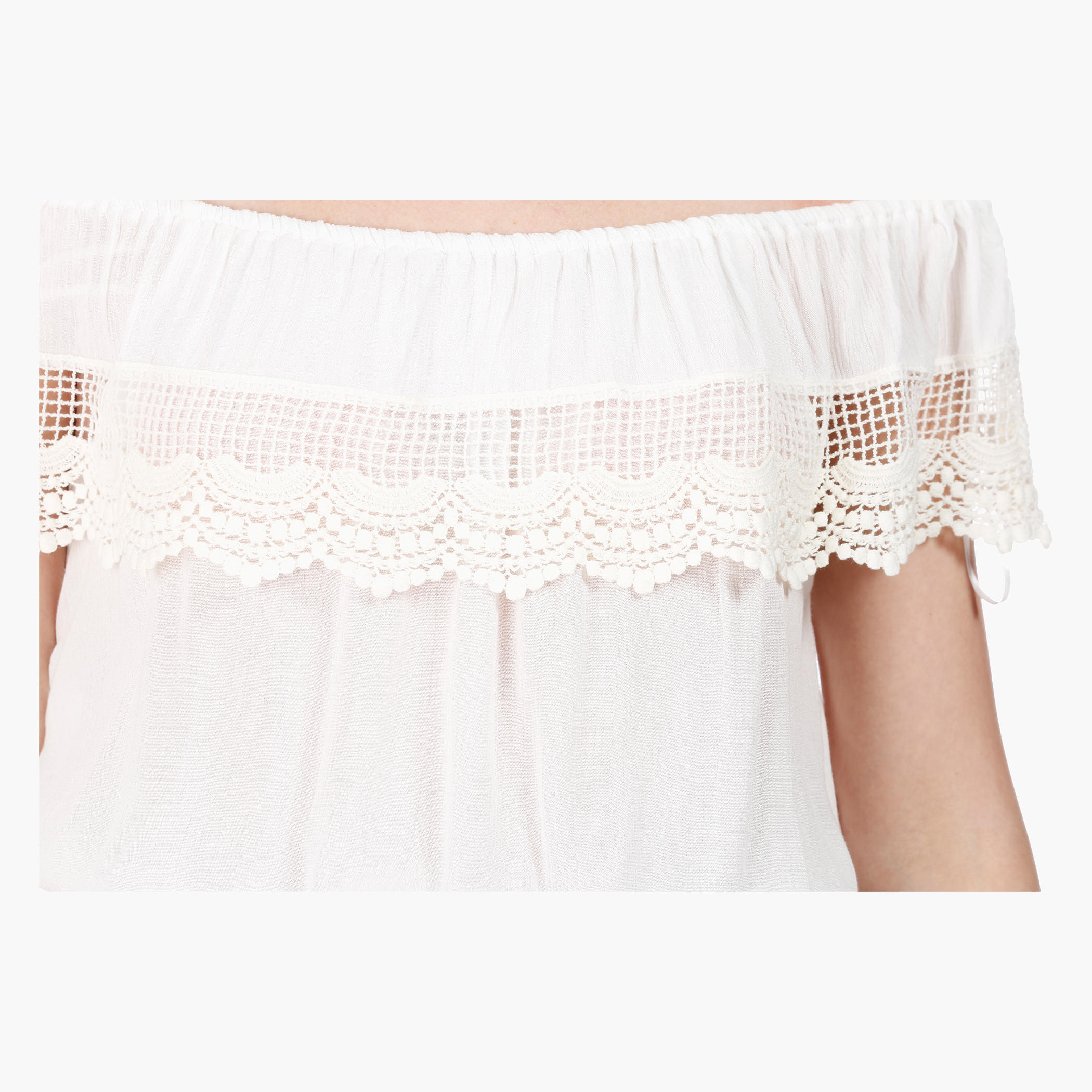 Sleeveless Double Layer Top with Lace Detail in Regular Fit-women-clothing-shirtsandblouses-blouses-image-4
