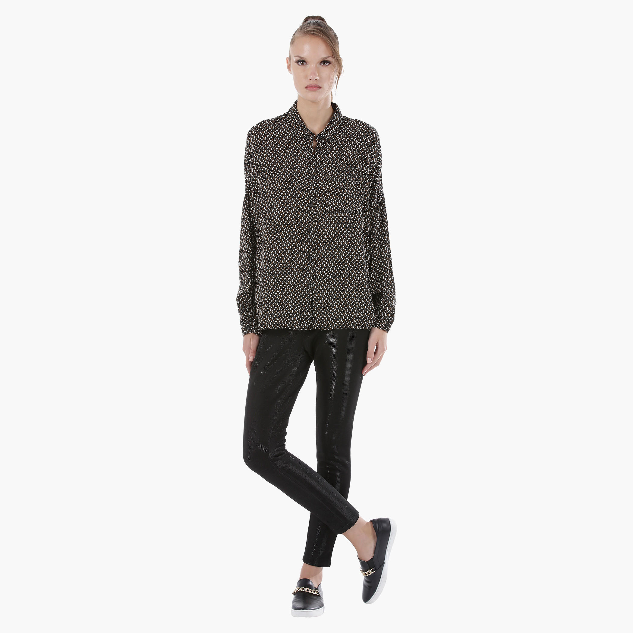 Printed Shirt in Regular Fit-women-clothing-shirtsandblouses-blouses-image-5