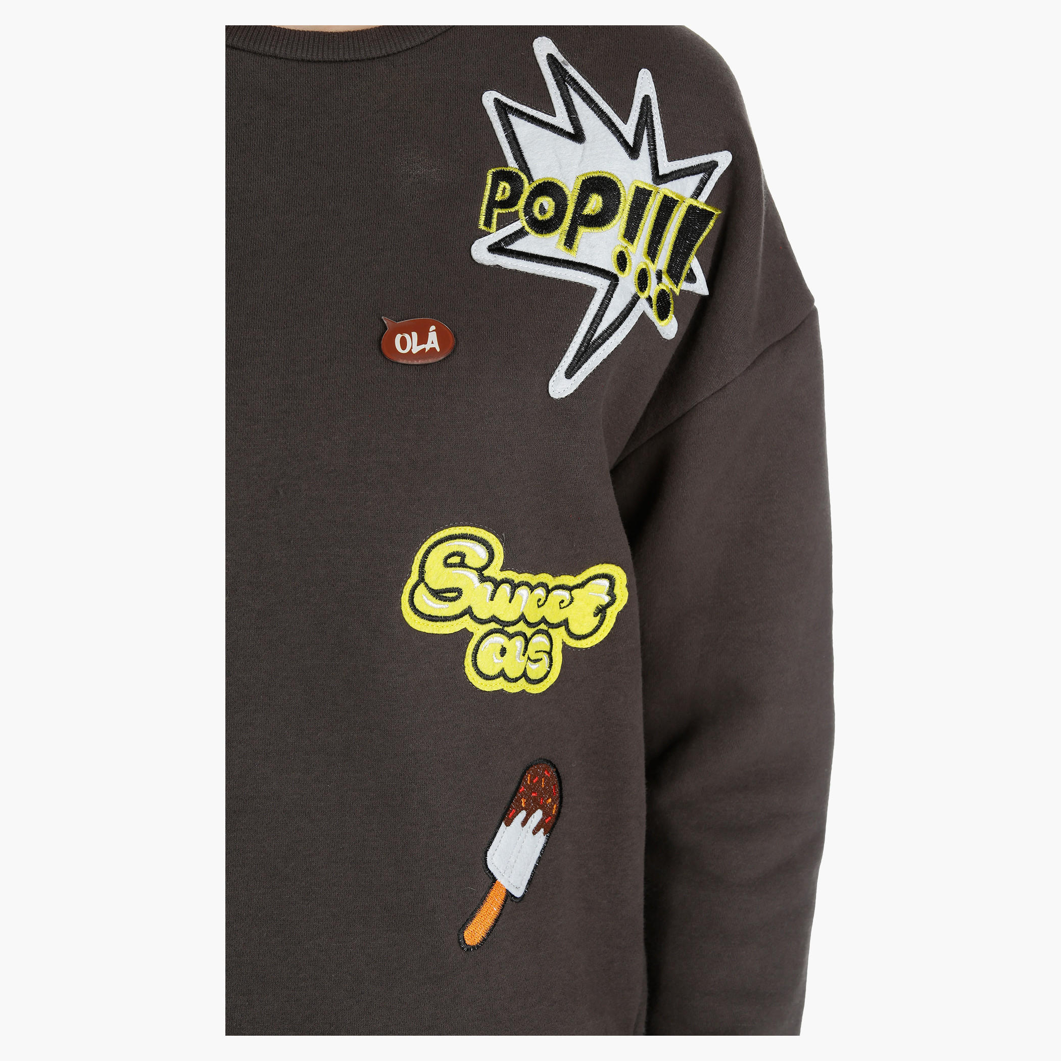 Long Sleeves Sweatshirt with Badge Appliques-women-winterwear-hoodiesandsweatshirts-sweatshirts-image-2