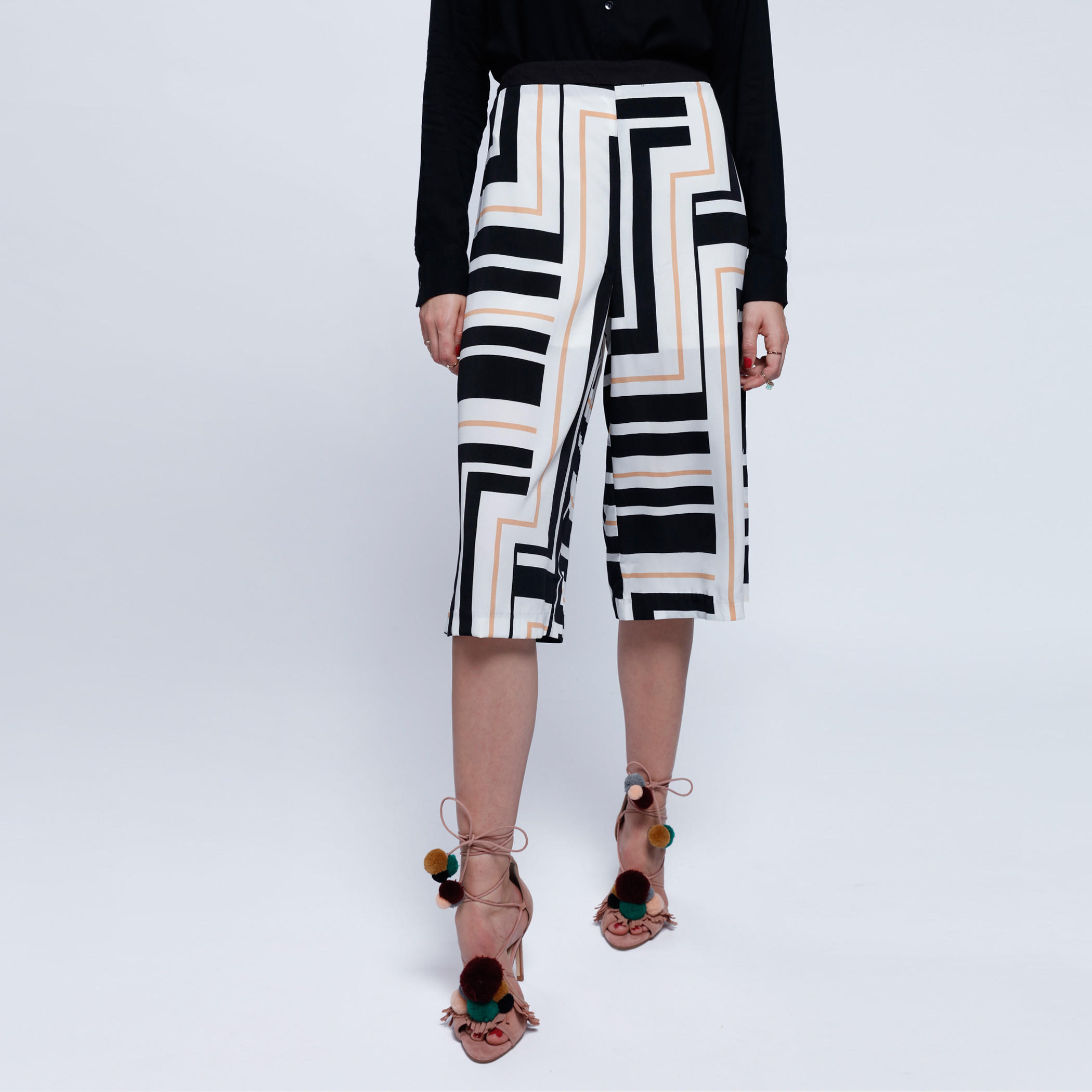 2Xtremz Geometric Pattern Palazzo Pants with Elasticised Waistband-women-clothing-bottoms-trousers-image-1