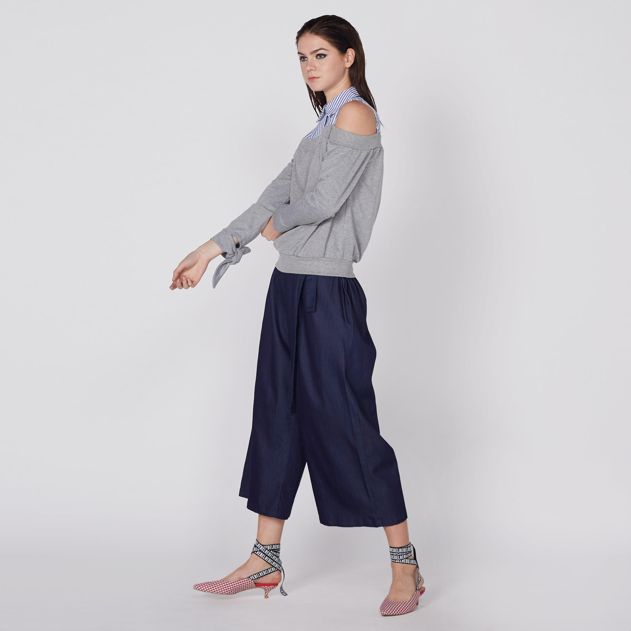 بلوزة مكشوفة الأكتاف بأكمام طويلة-women-clothing-shirtsandblouses-blouses-image-2