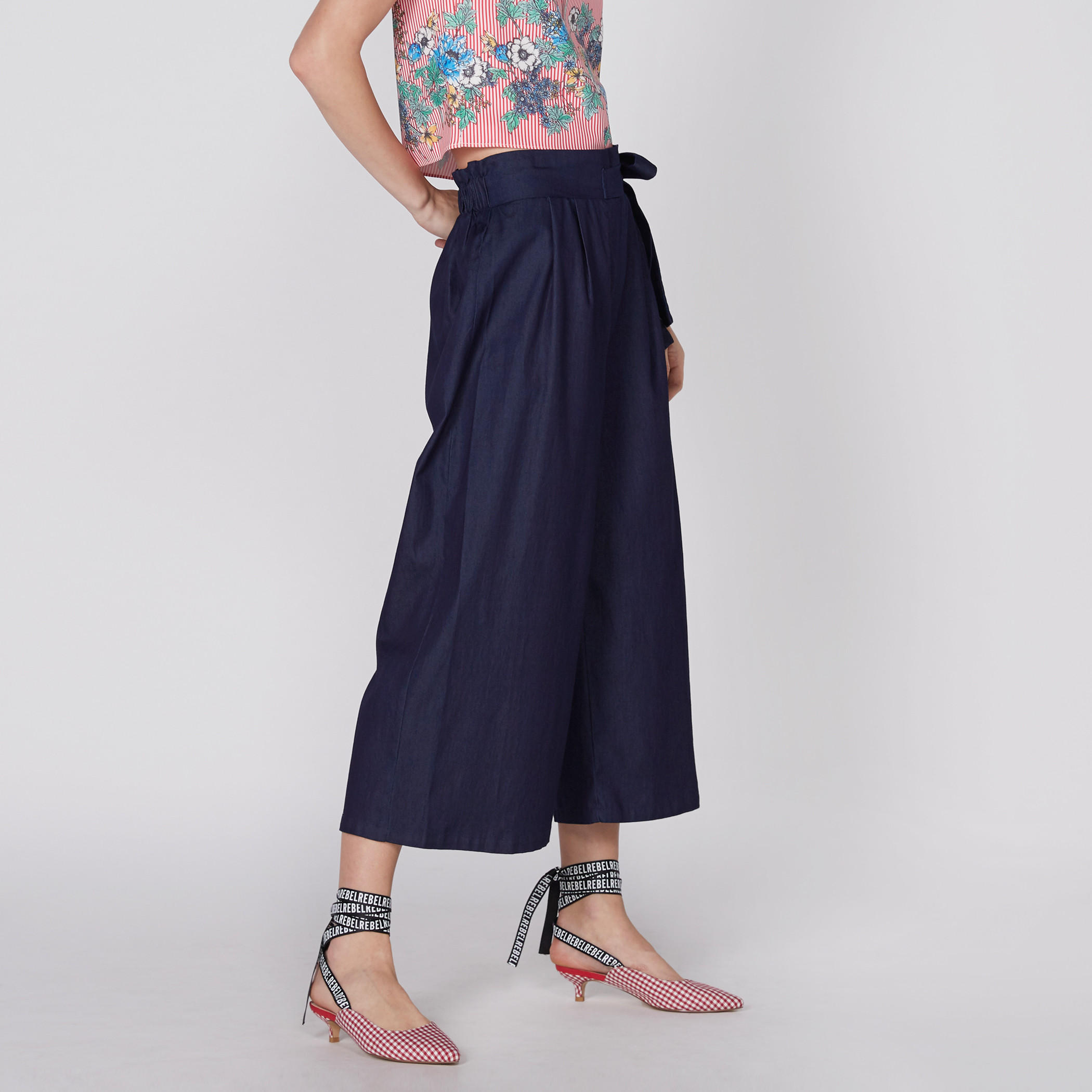 بنطال واسع الساقين بجيوب ورباط إغلاق-women-clothing-bottoms-trousers-image-3