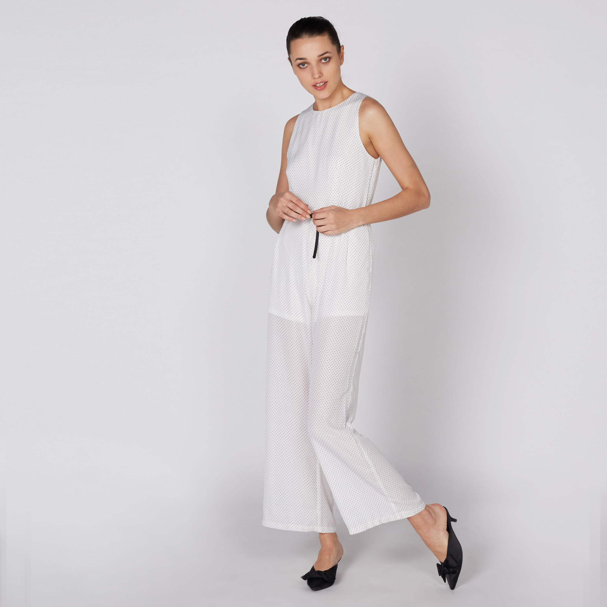 أفرول دون أكمام بطبعات منقّطة وأحزمة-women-clothing-jumpsuits-image-1