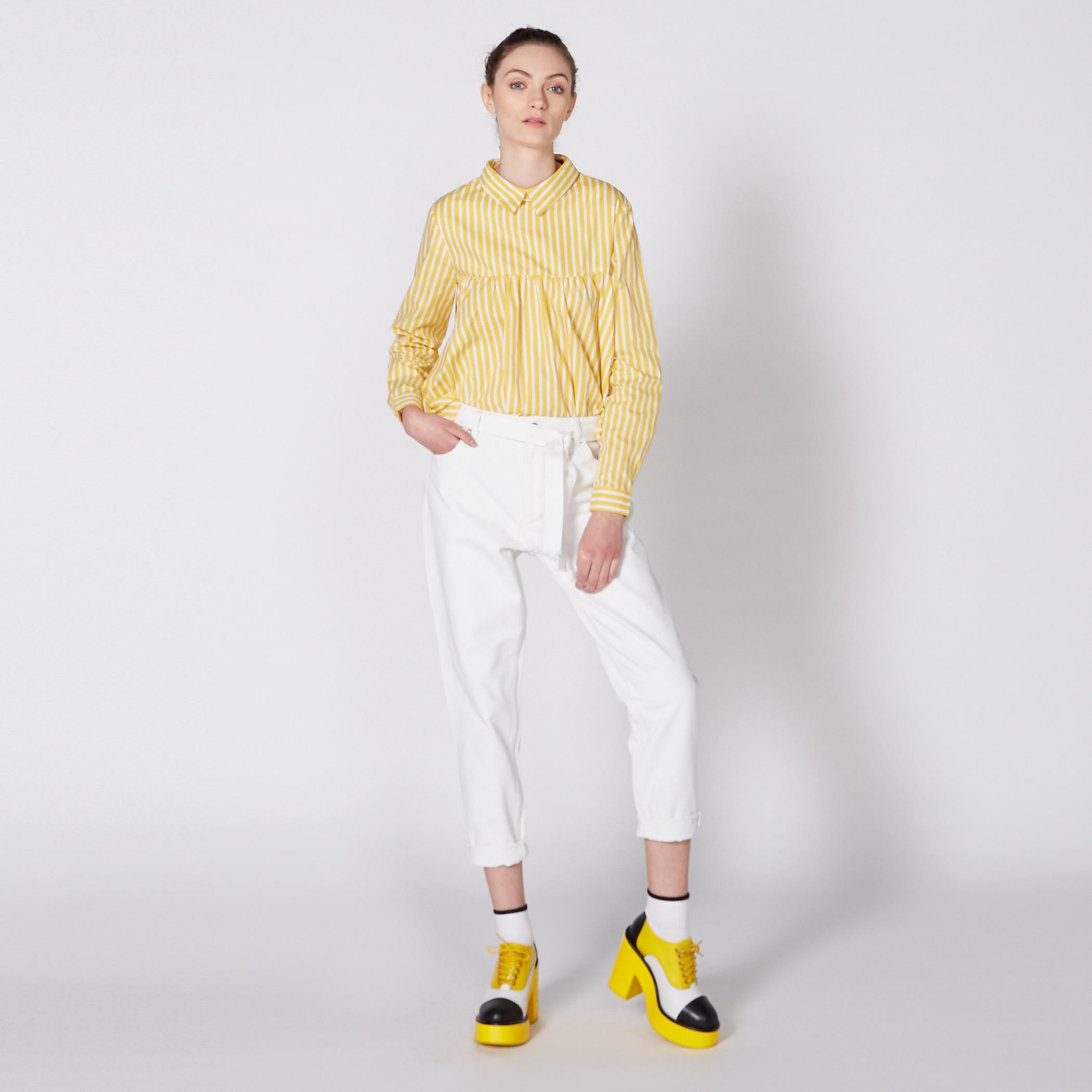 بلوزة مقلّمة بأكمام طويلة وزر إغلاق-women-clothing-shirtsandblouses-blouses-image-2
