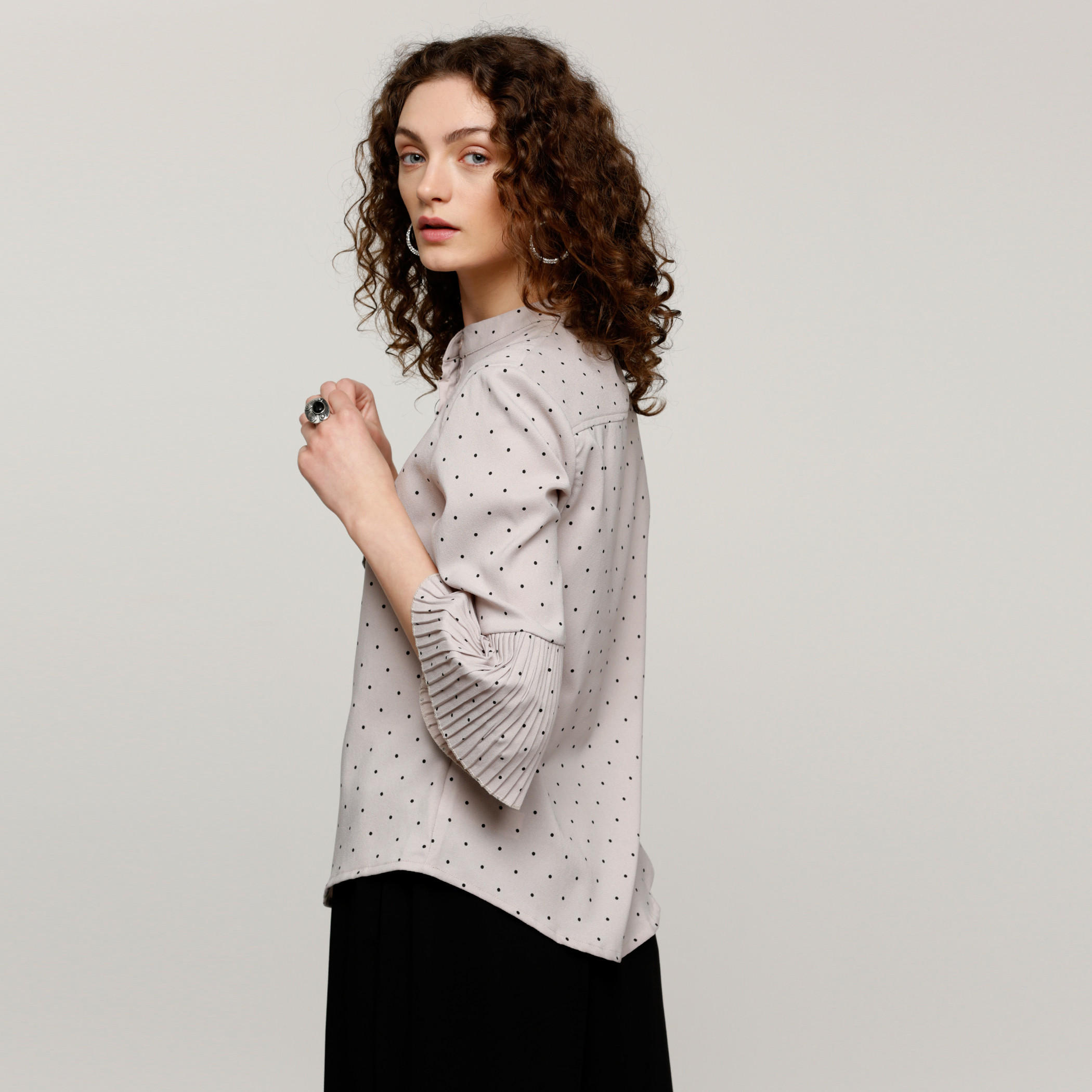 قميص بأكمام 3/4 مزيّن بطبعات وطيّات-women-clothing-shirtsandblouses-shirts-image-3