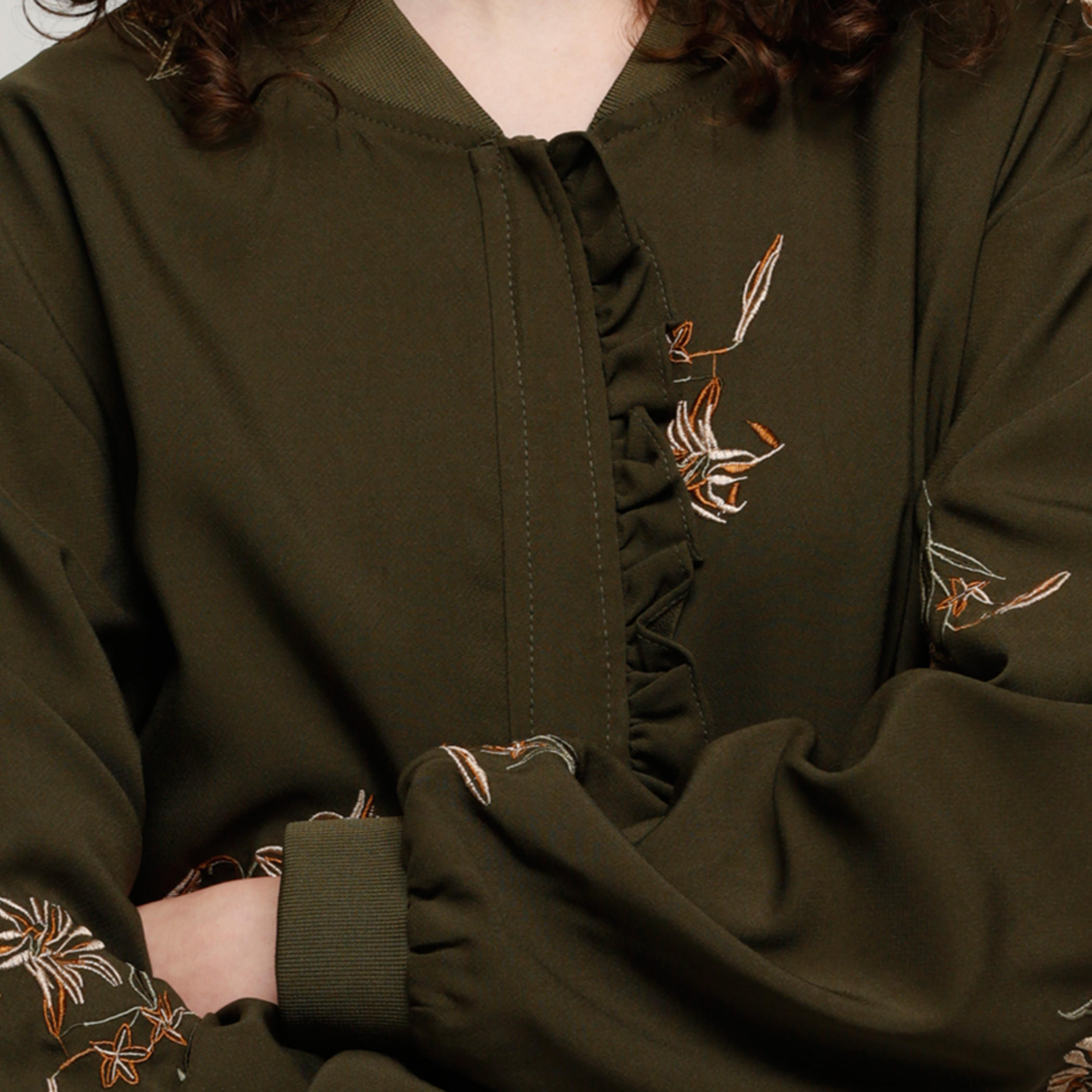 جاكيت مُطرّز بأكمام طويلة-women-winterwear-coatsandjackets-jackets-image-2